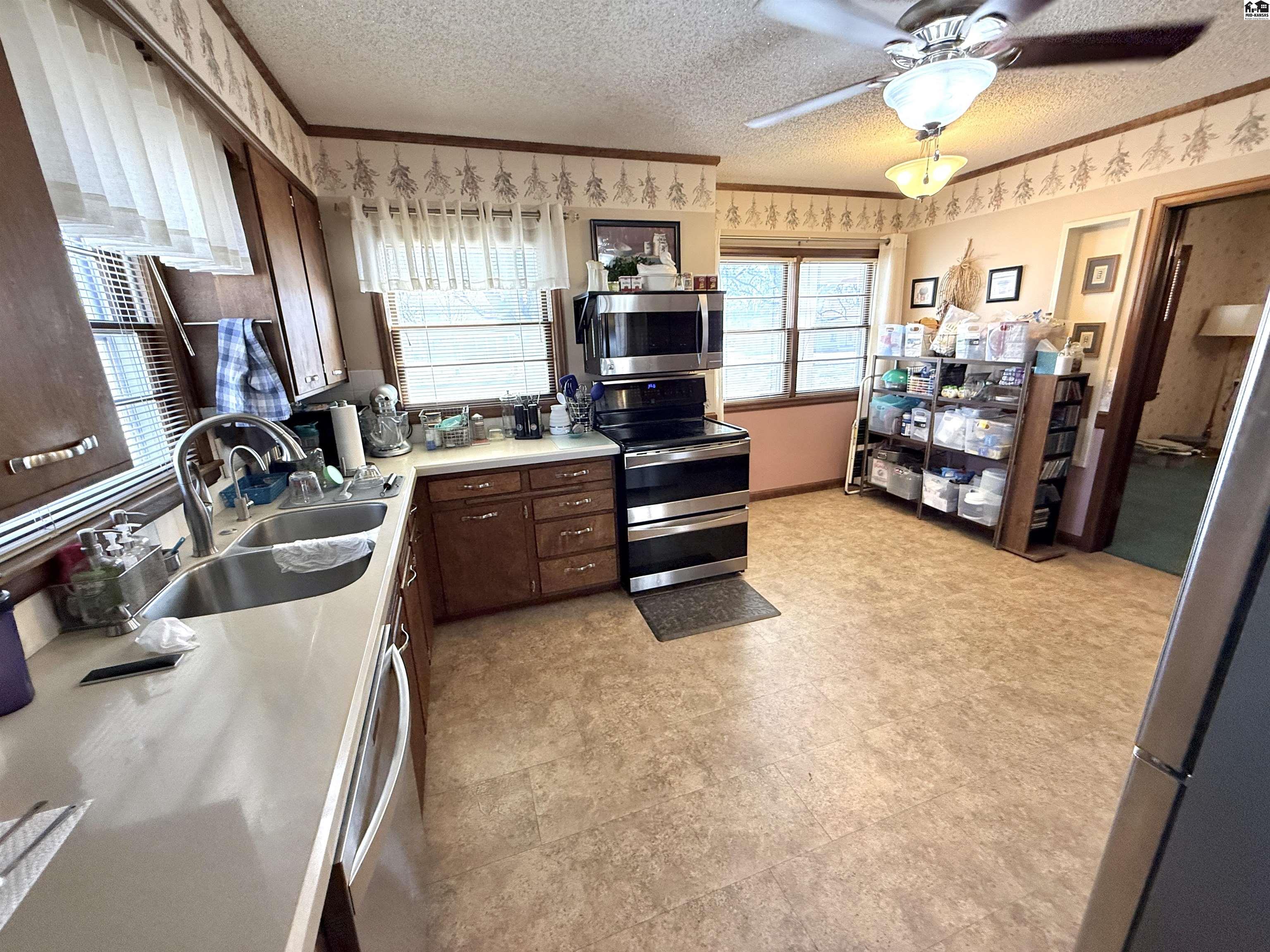 624 N Springfield Anthony KS 67003