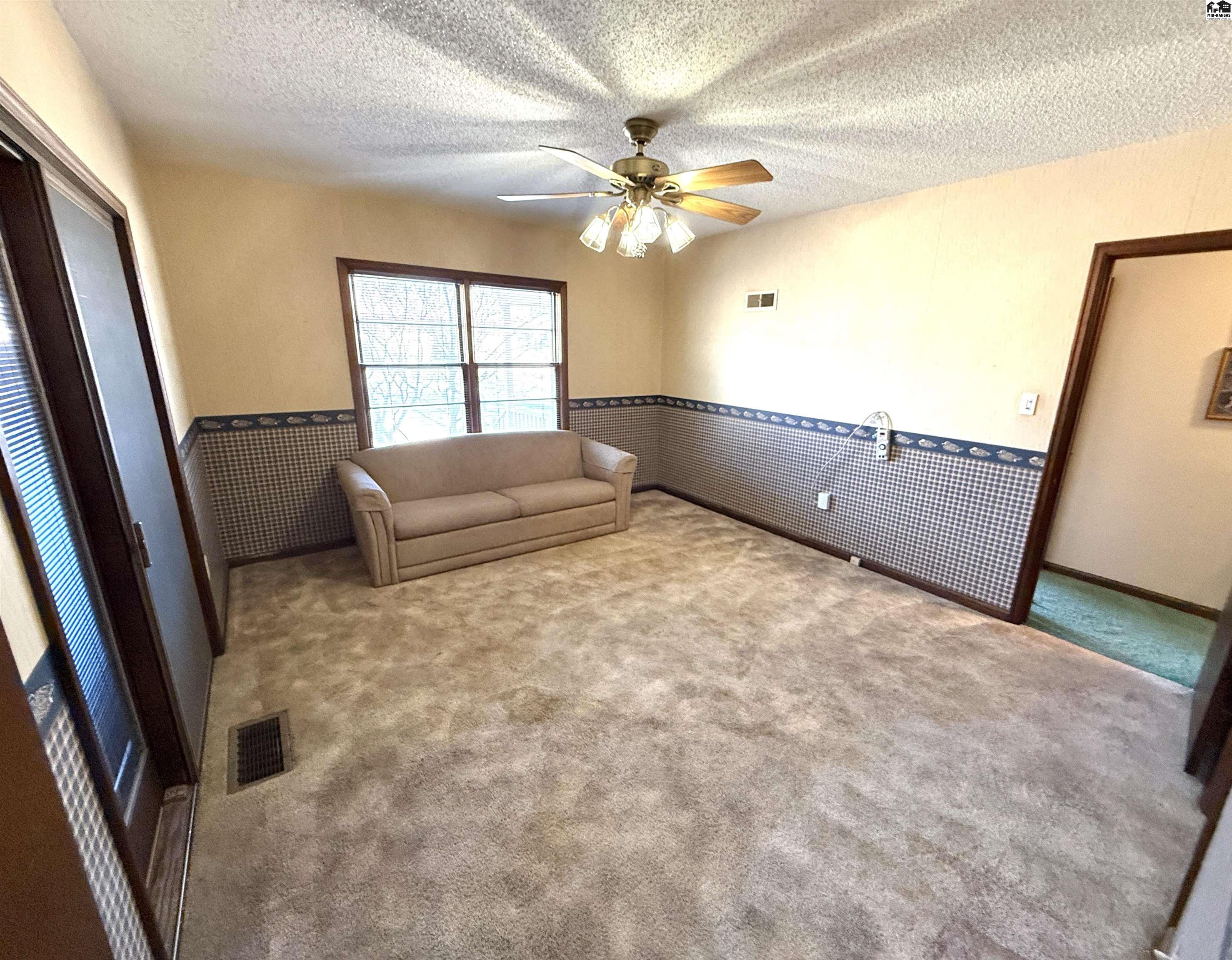 624 N Springfield Anthony KS 67003