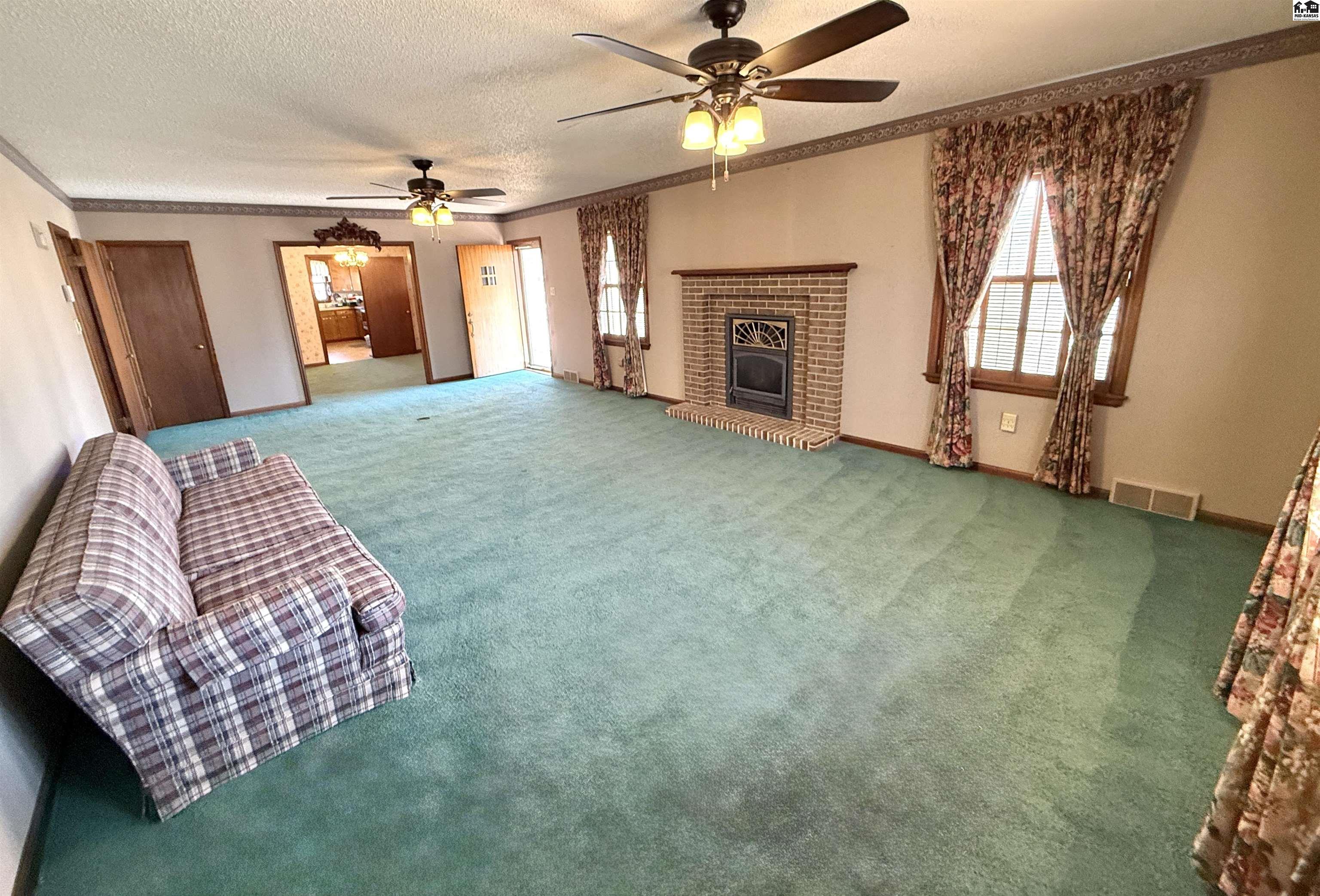 624 N Springfield Anthony KS 67003