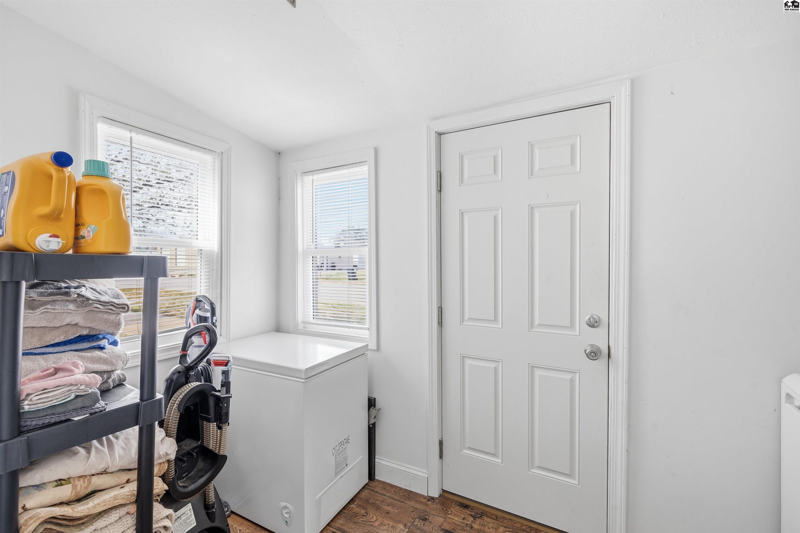 503 W 5th Avenue Hutchinson KS 67501