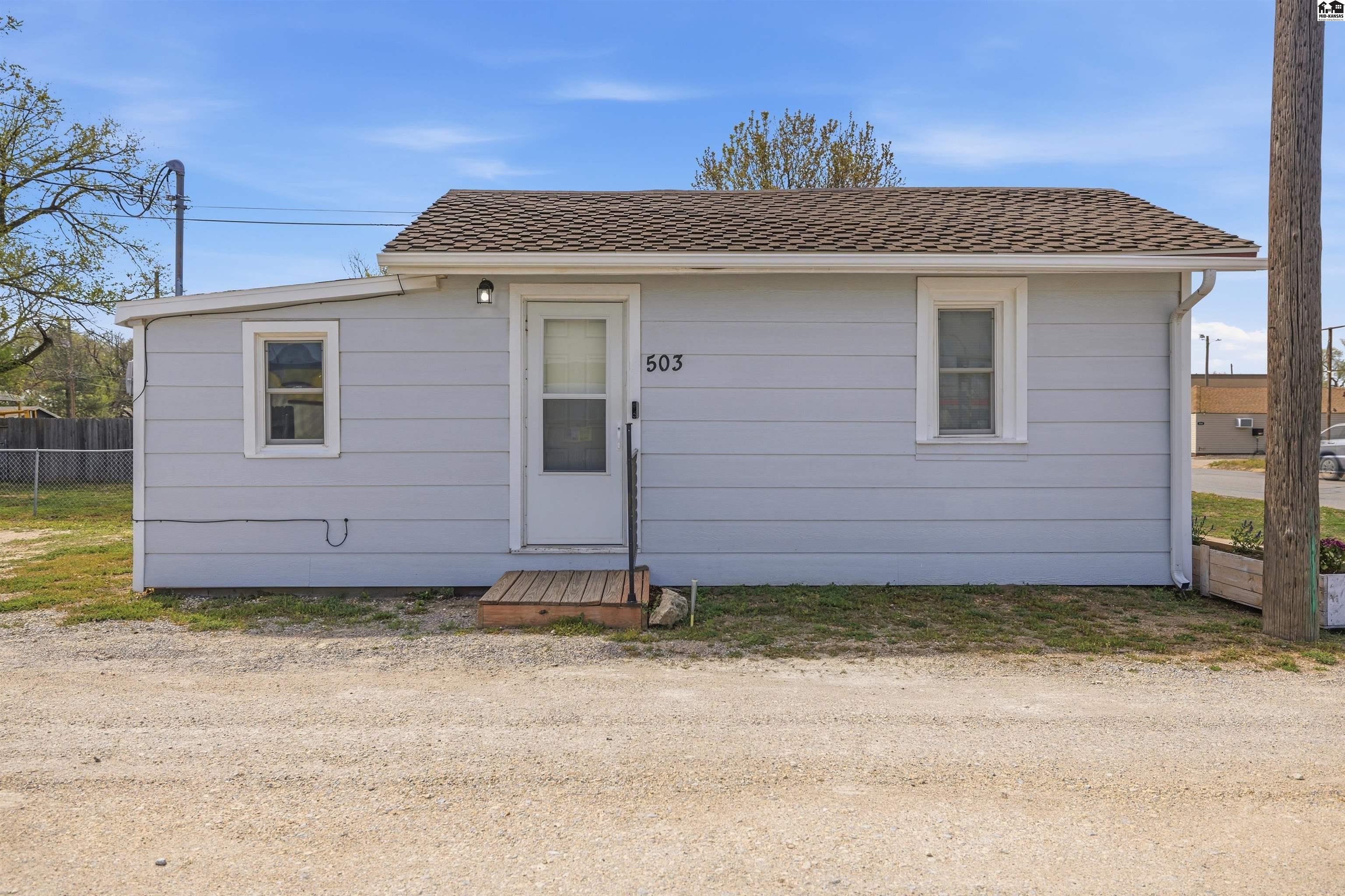 503 W 5th Avenue Hutchinson KS 67501