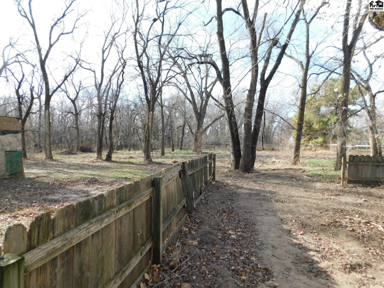 6601 N Monroe Street Hutchinson KS 67502