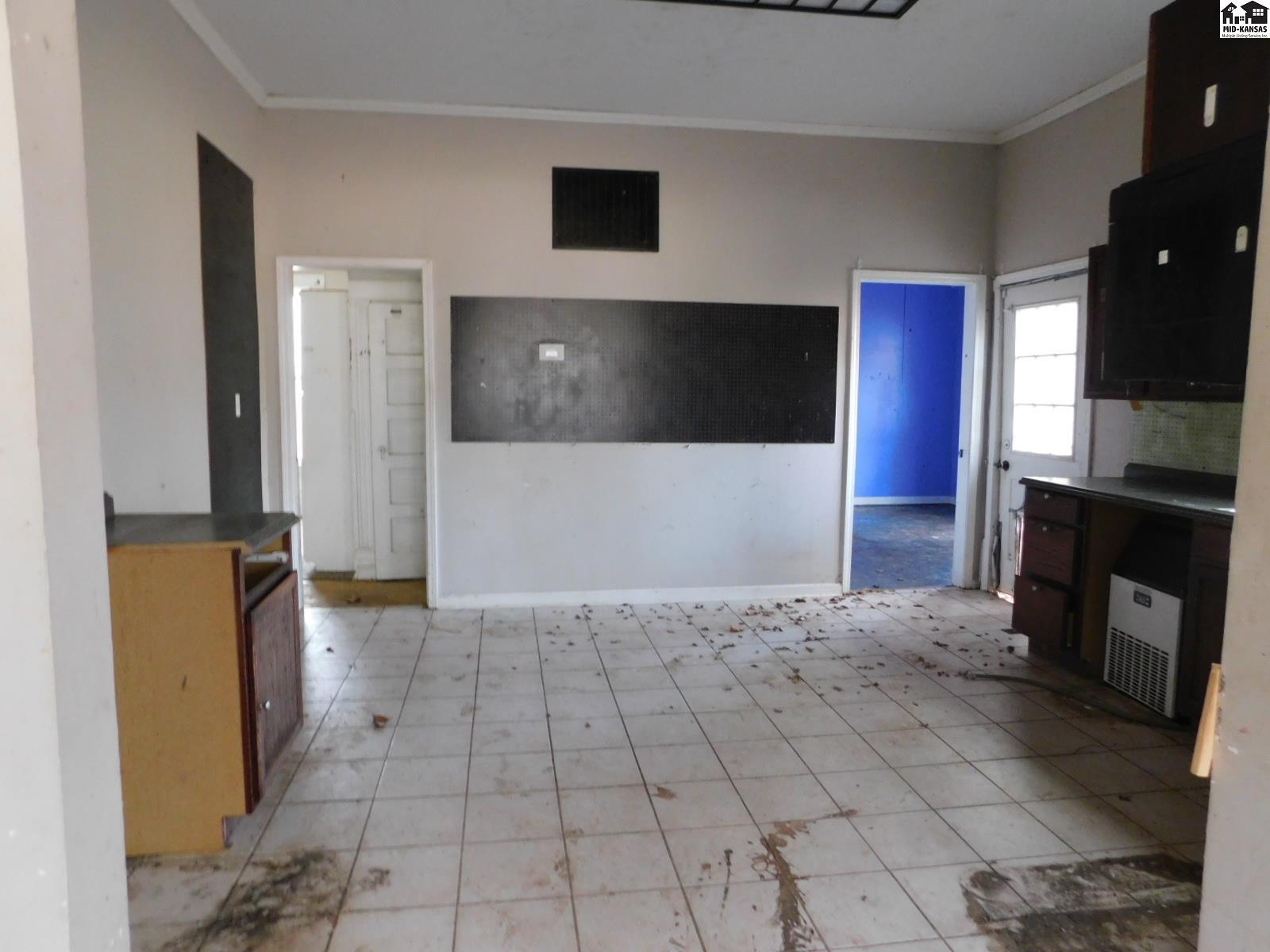 6601 N Monroe Street Hutchinson KS 67502