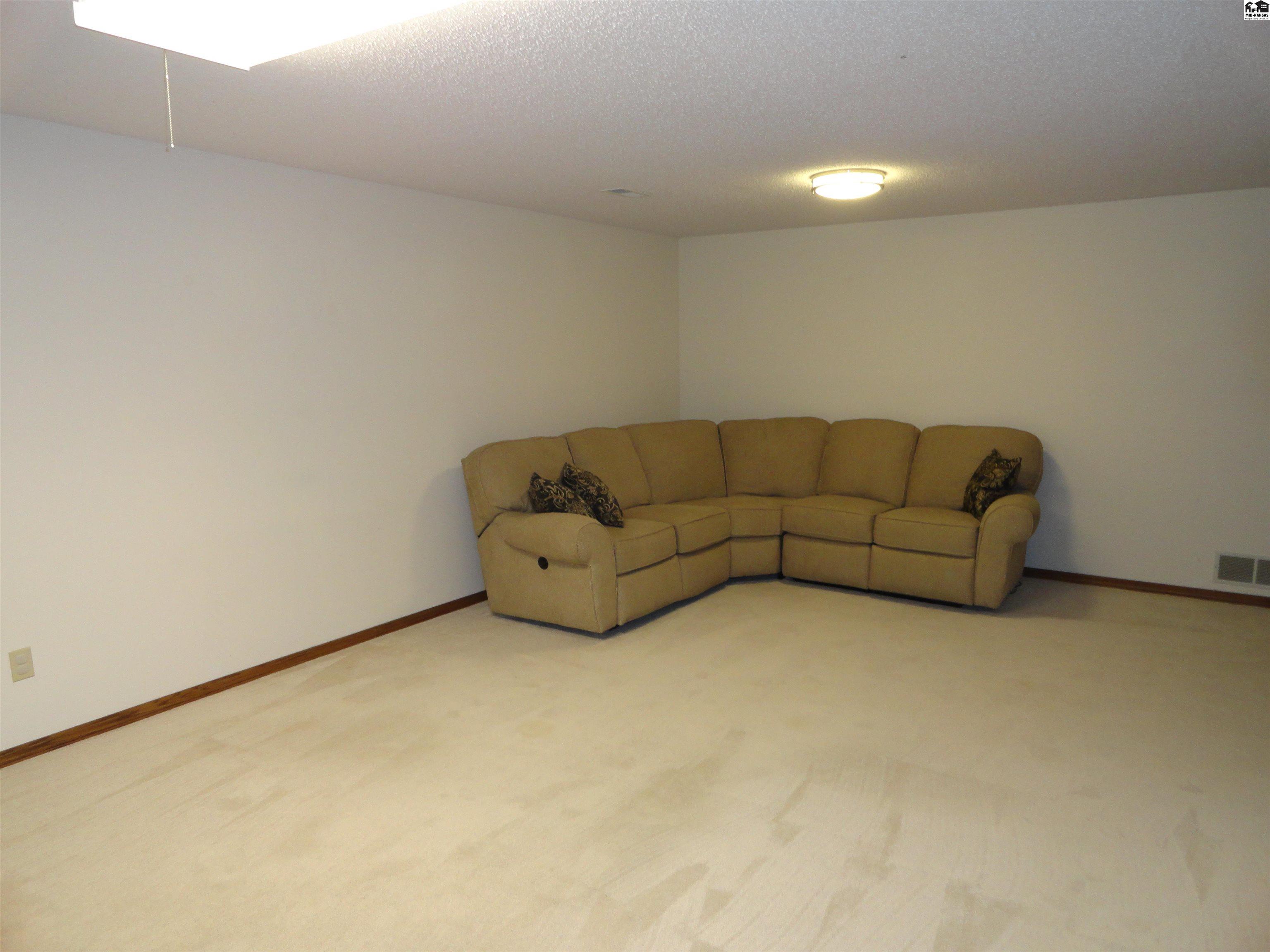 1415 Homestead Place Mcpherson KS 67460