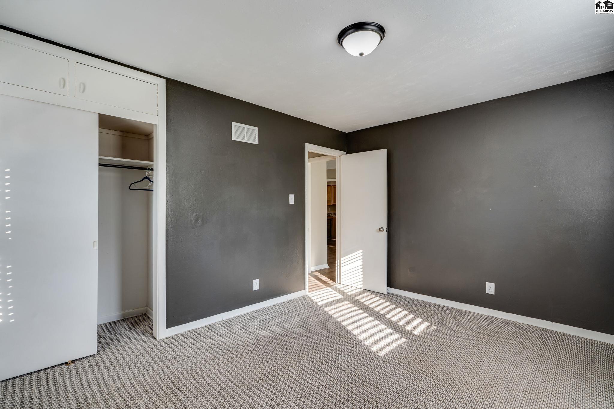 3109 N Walnut Street Hutchinson KS 67502