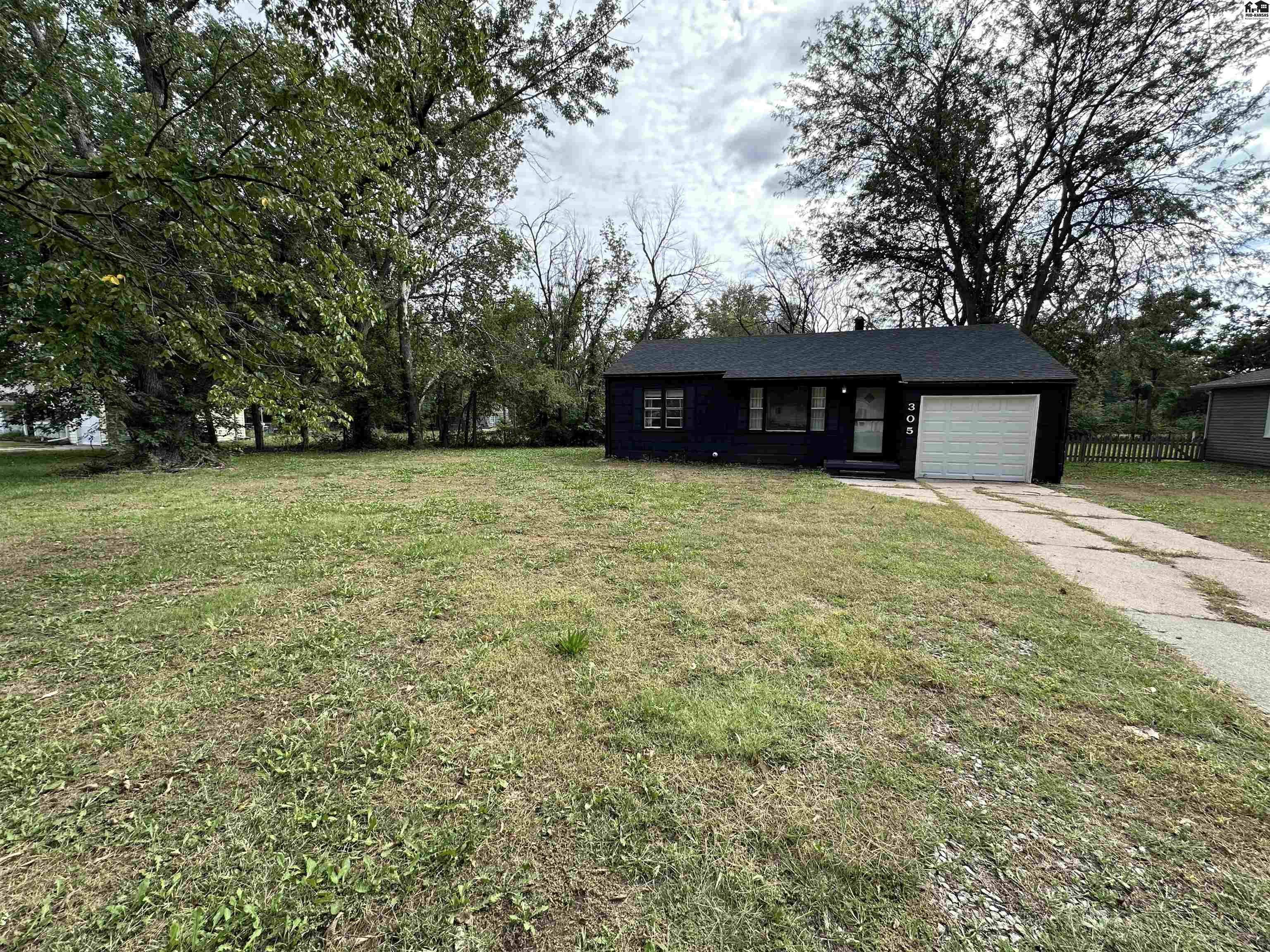 305 E Kansas Avenue Hutchinson KS 67502