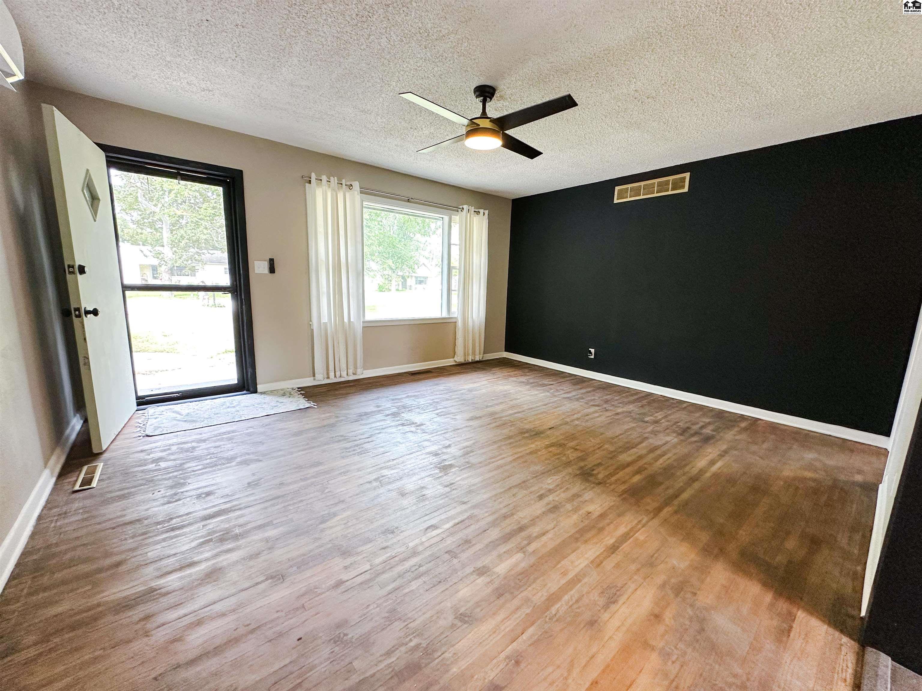 305 E Kansas Avenue Hutchinson KS 67502