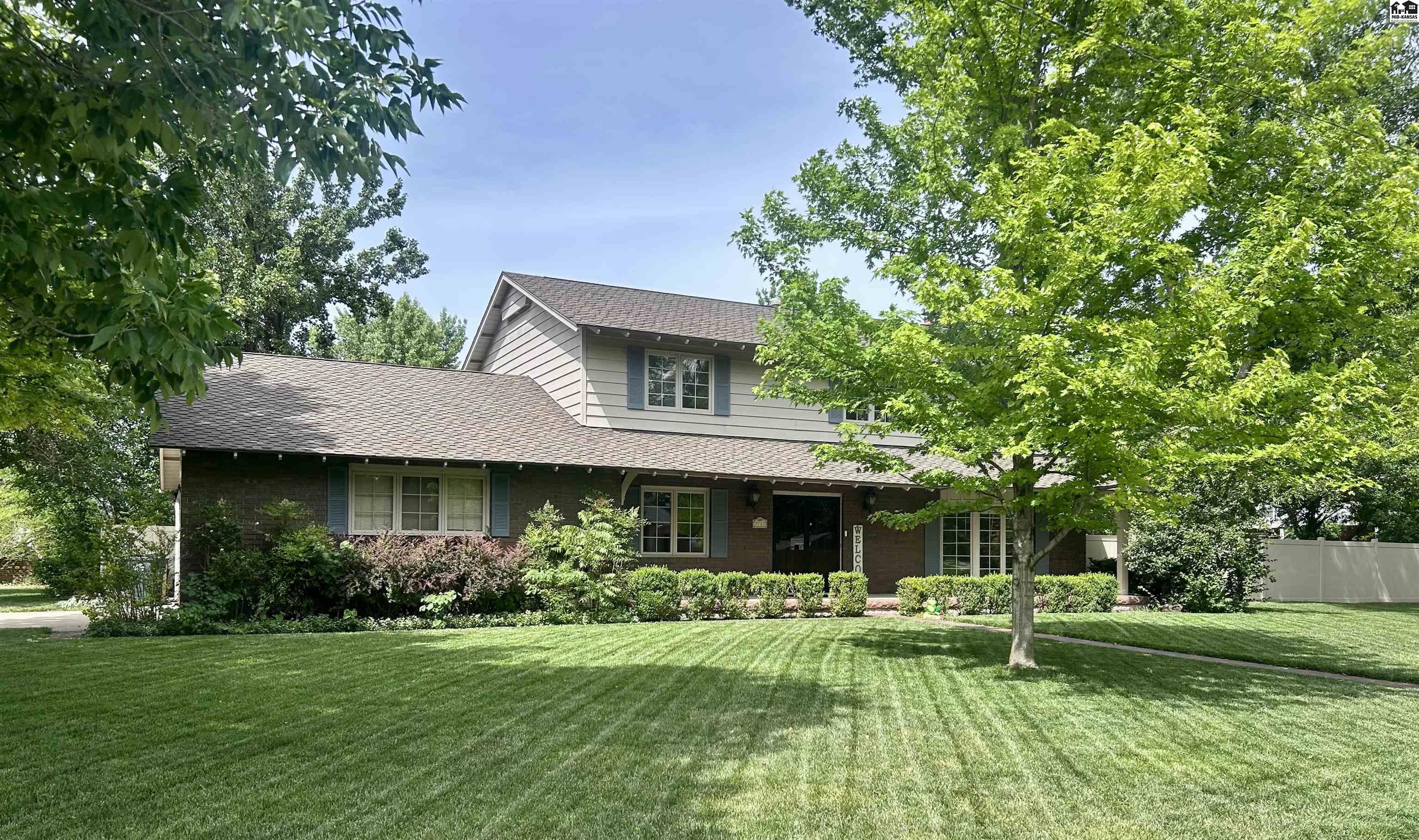 2722 Heather Parkway Hutchinson KS 67502