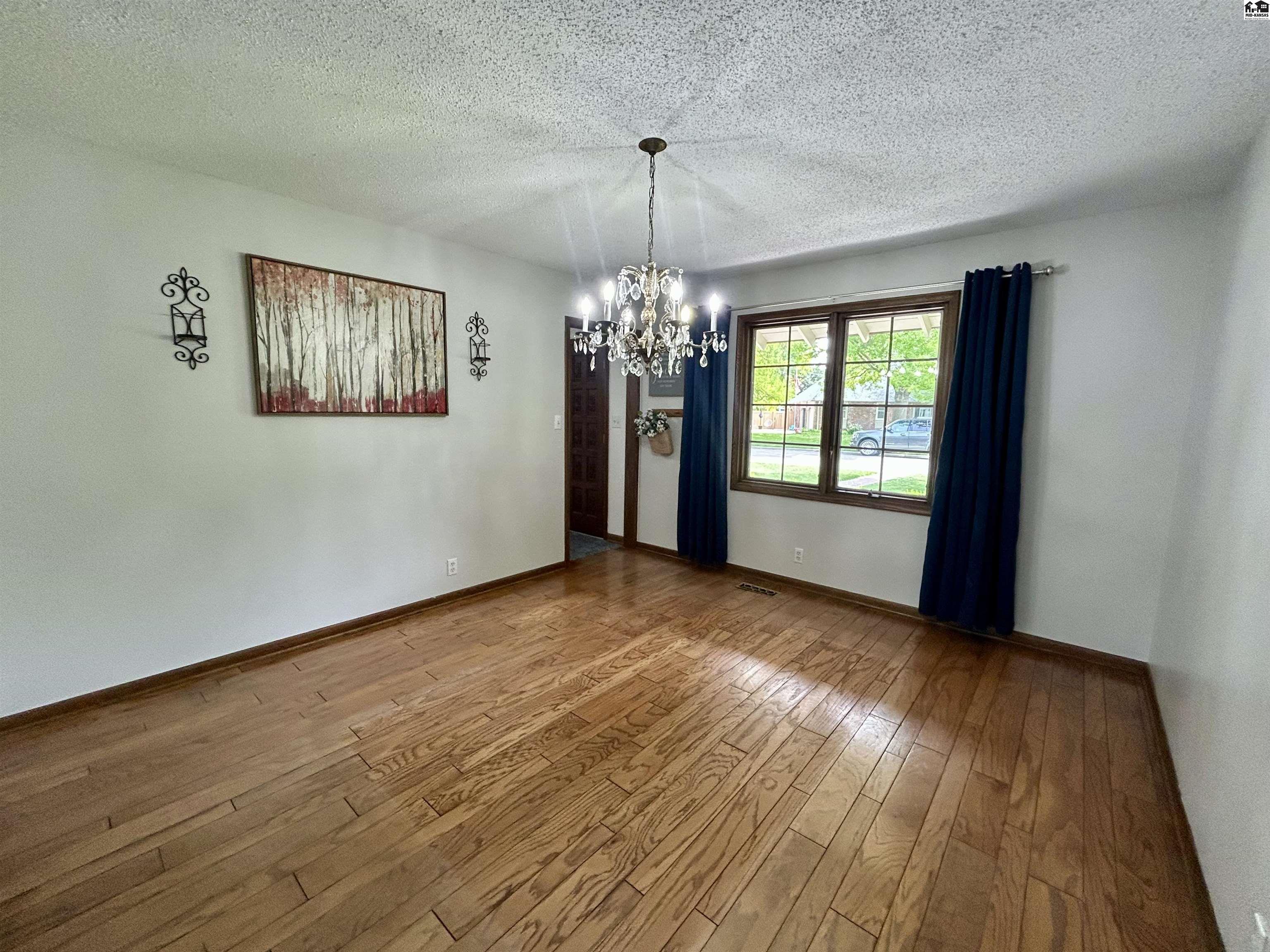 2722 Heather Parkway Hutchinson KS 67502