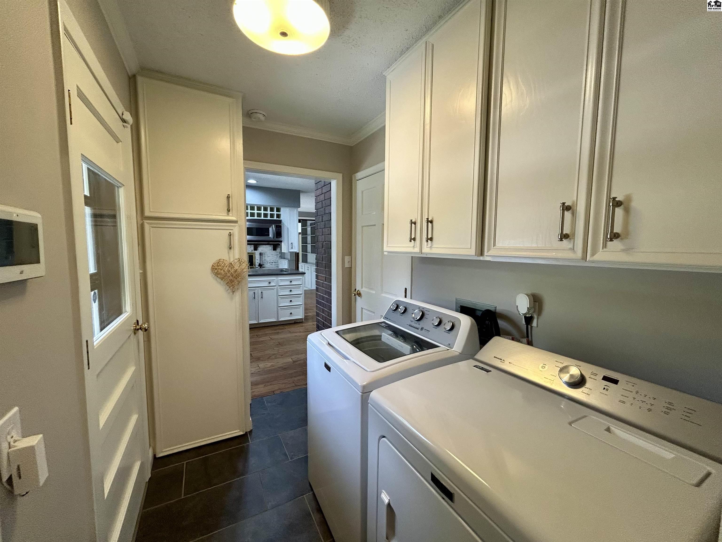 2722 Heather Parkway Hutchinson KS 67502