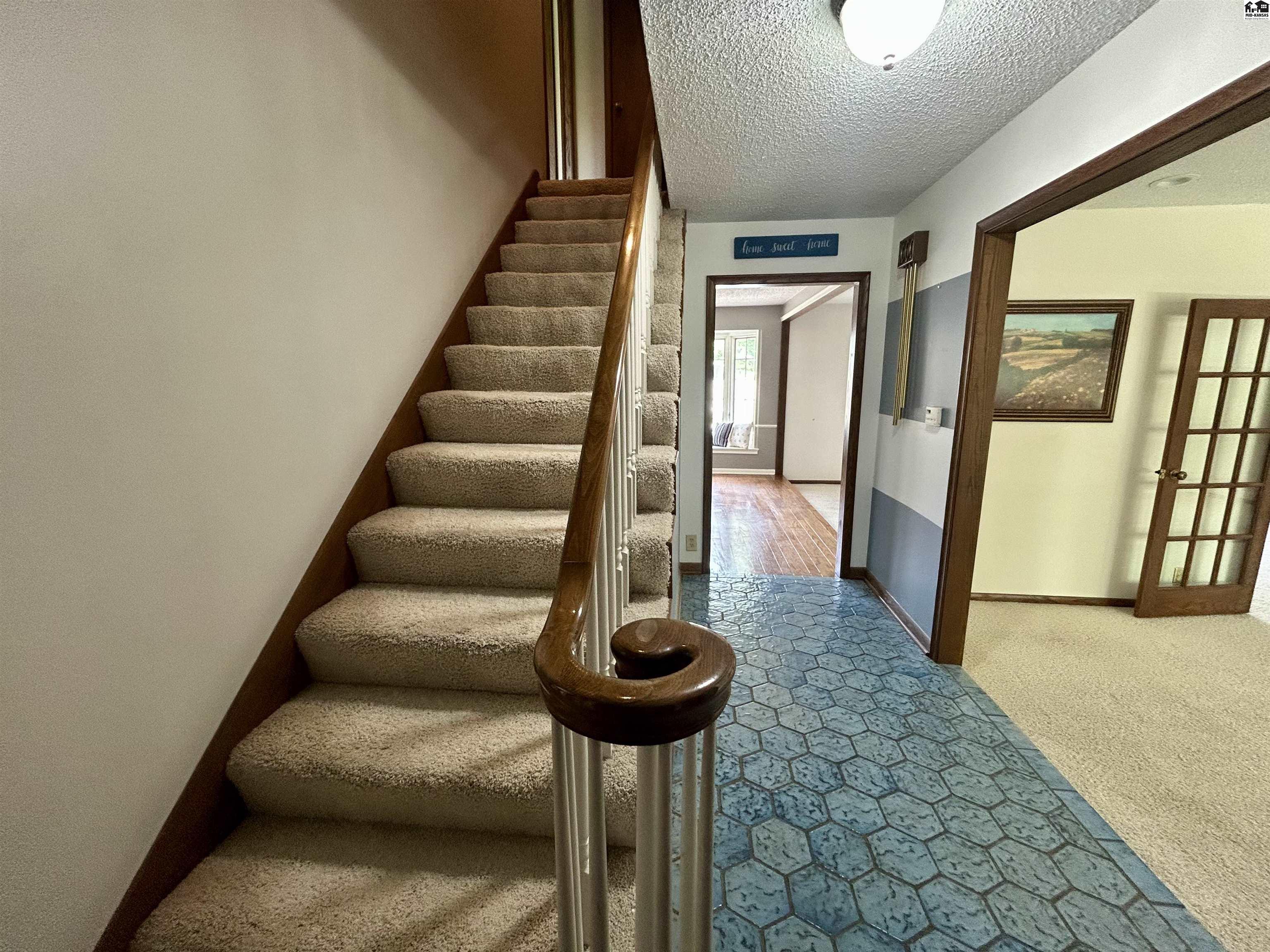 2722 Heather Parkway Hutchinson KS 67502
