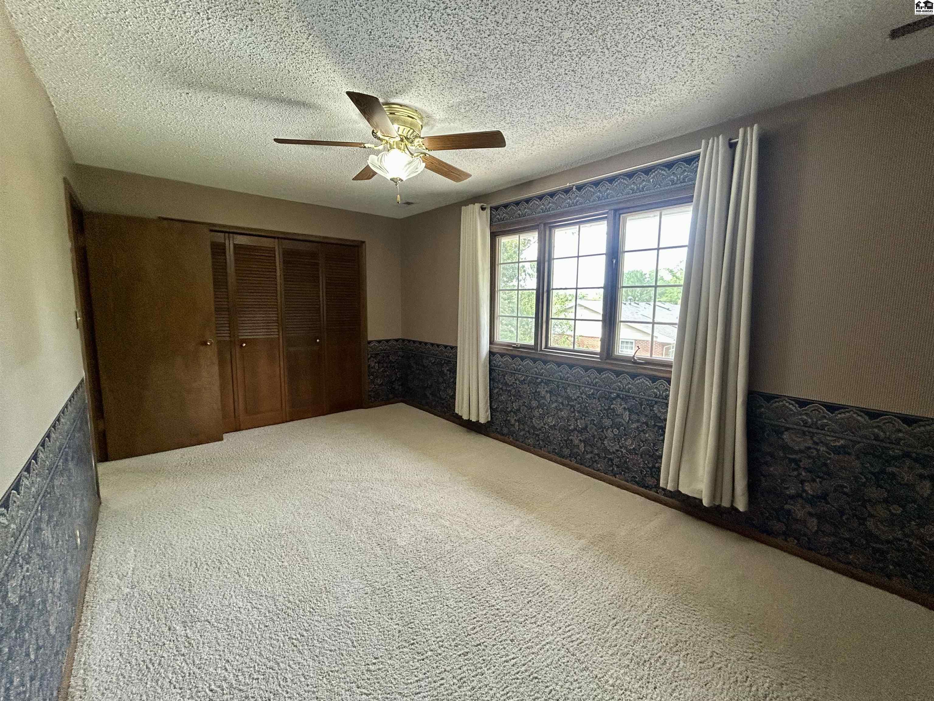 2722 Heather Parkway Hutchinson KS 67502