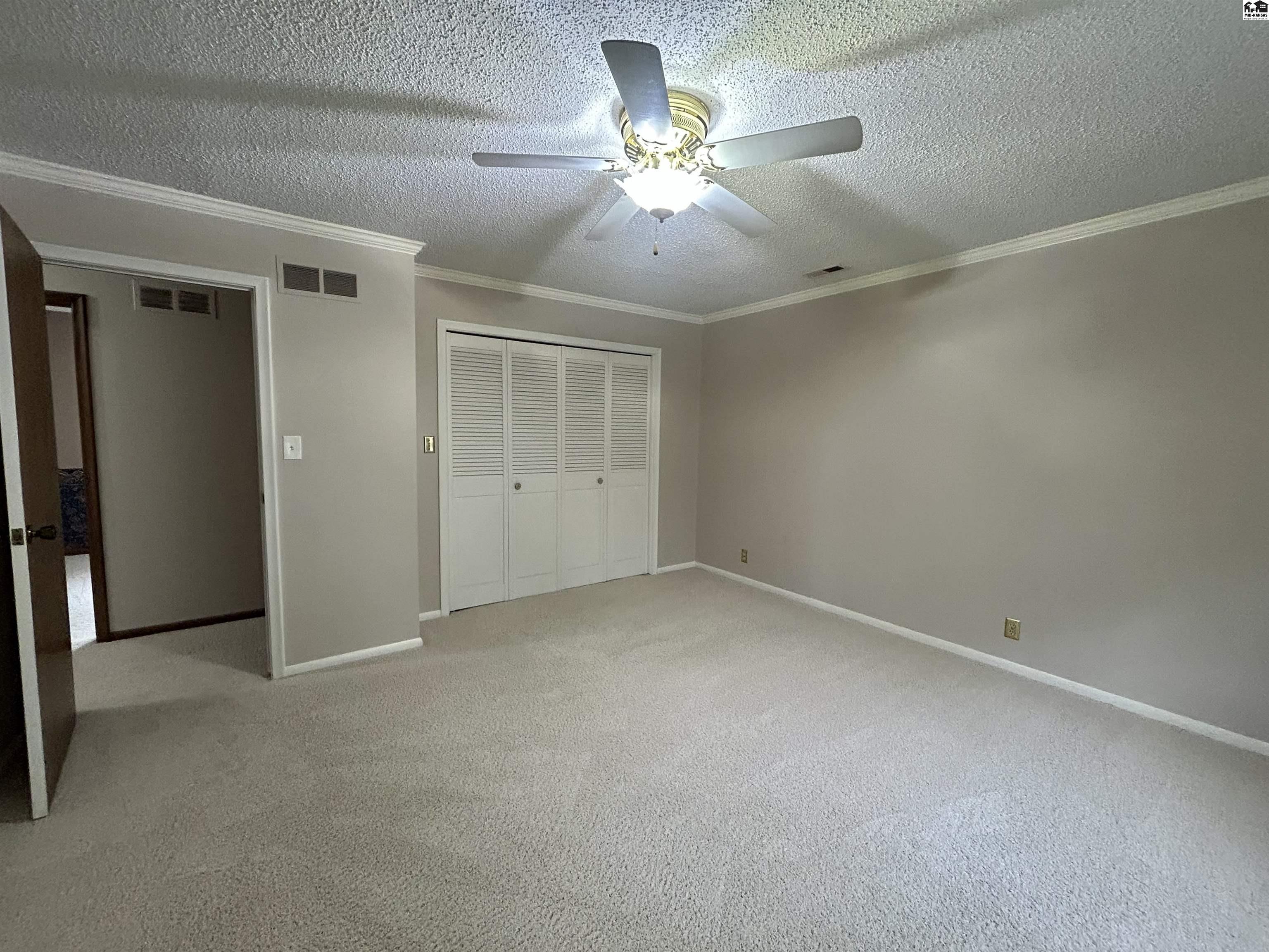 2722 Heather Parkway Hutchinson KS 67502