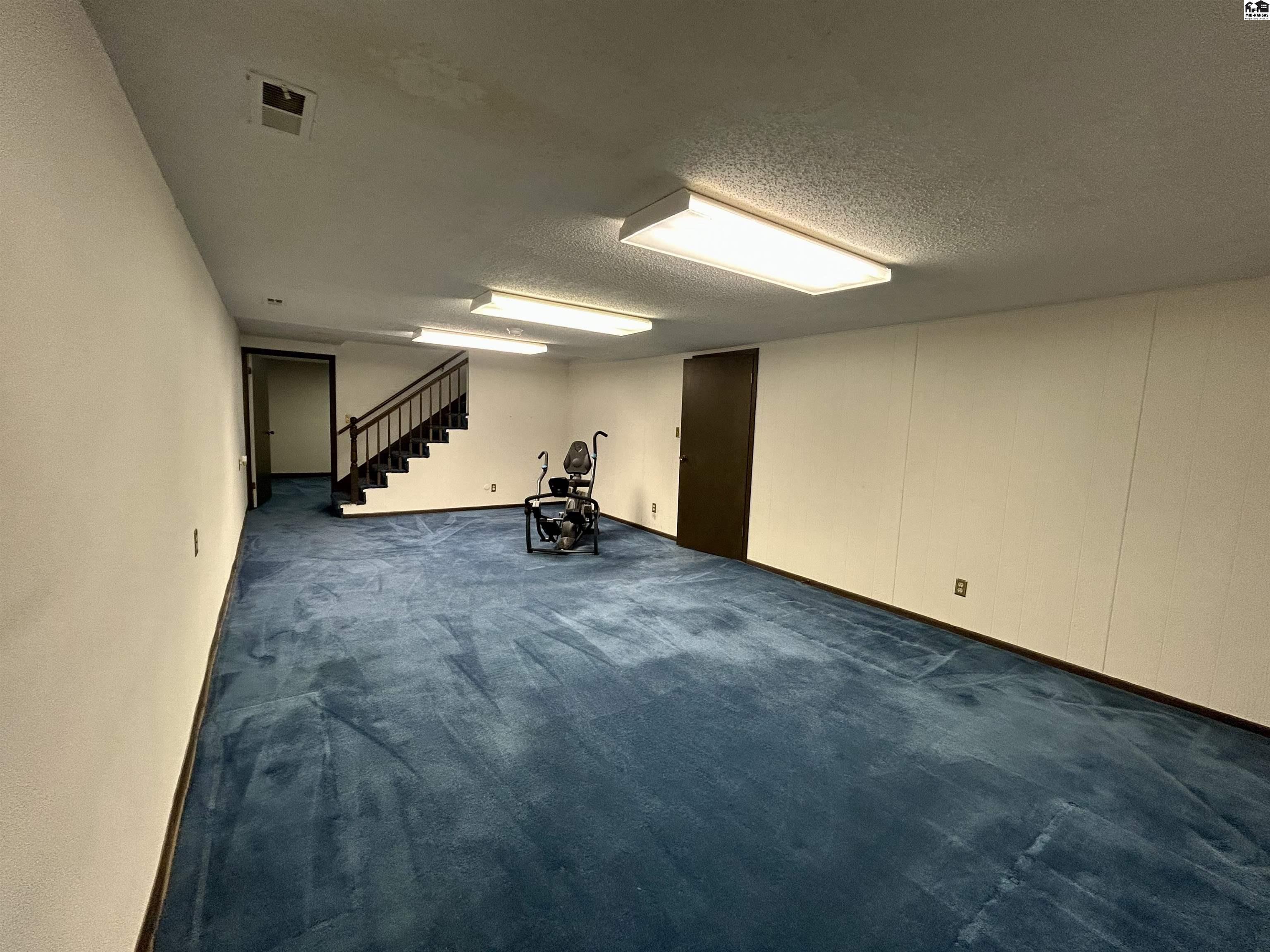 2722 Heather Parkway Hutchinson KS 67502