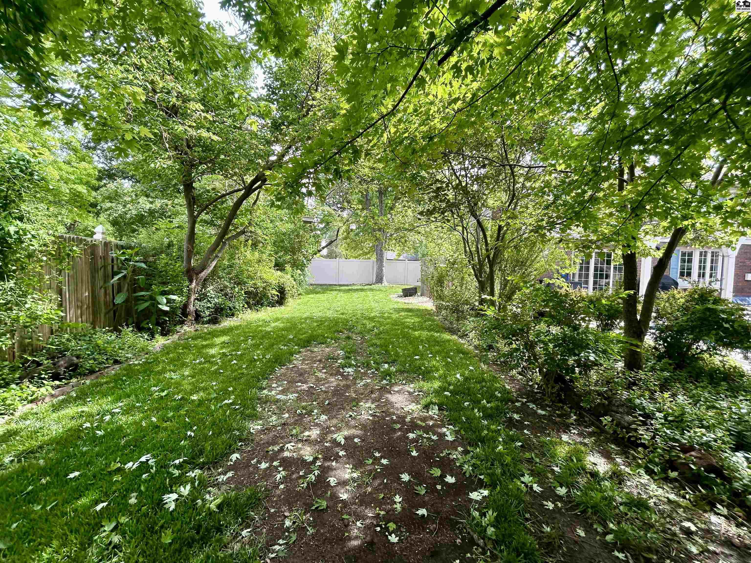 2722 Heather Parkway Hutchinson KS 67502