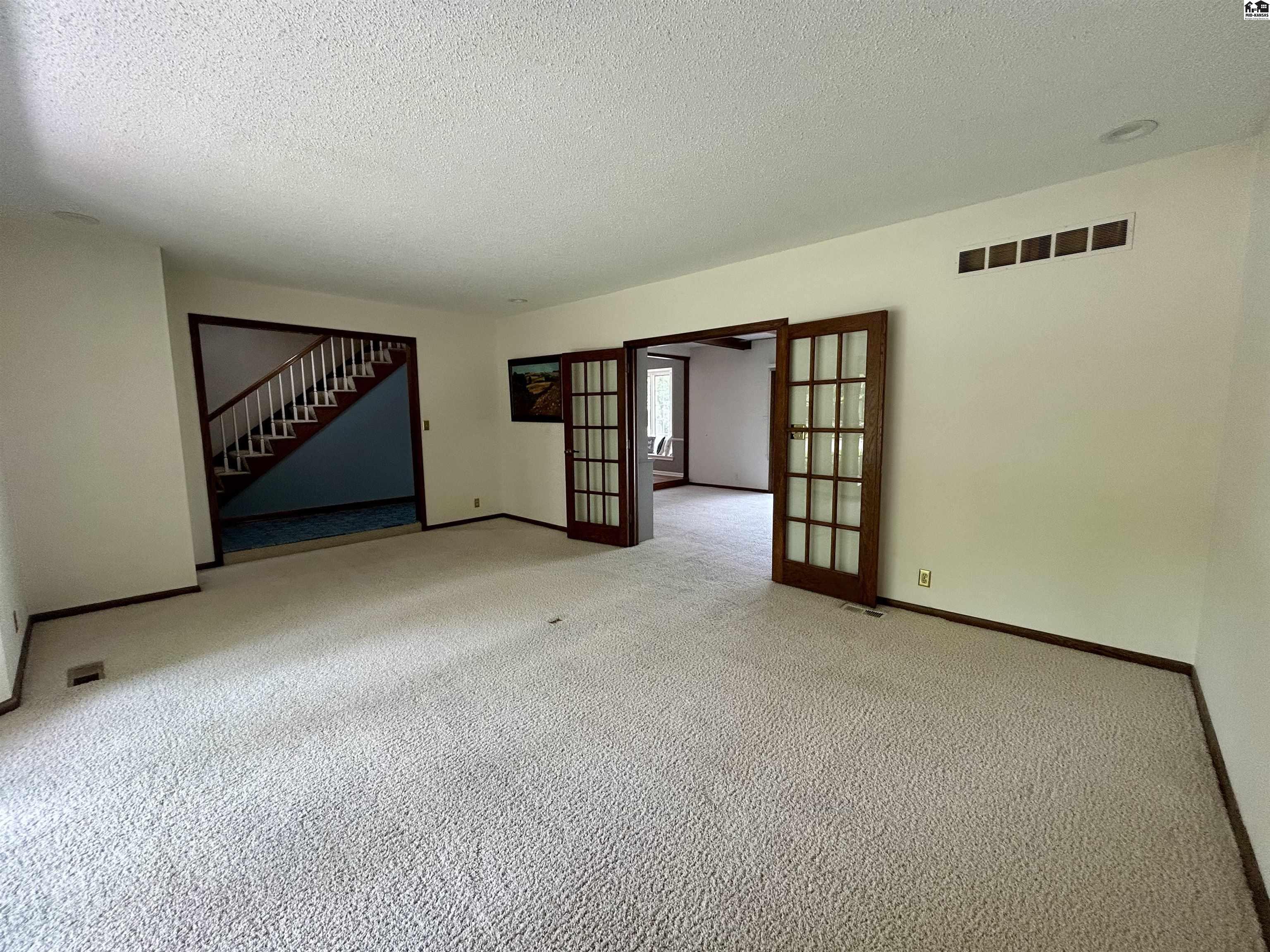 2722 Heather Parkway Hutchinson KS 67502