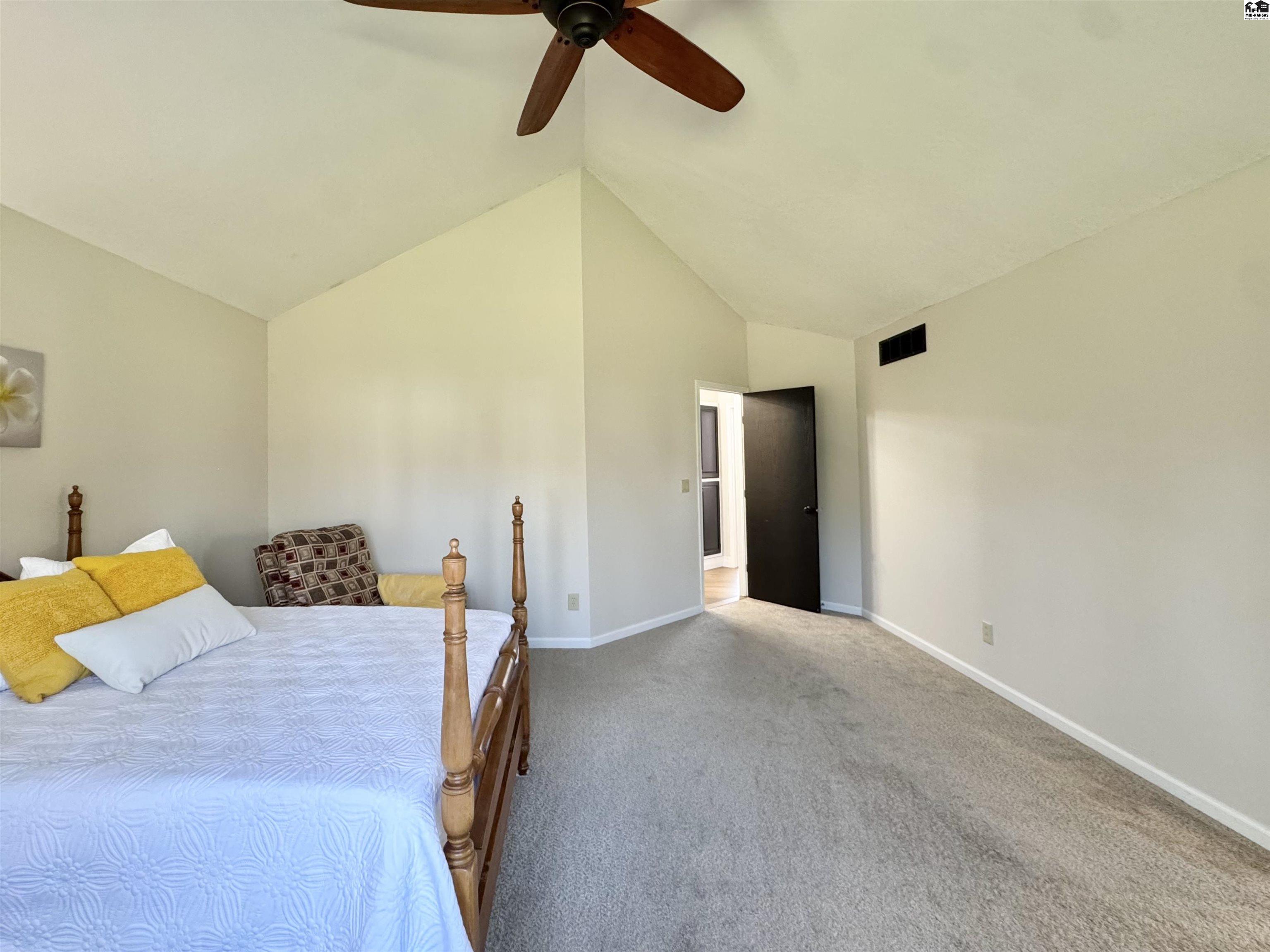 4010 Meadow Ridge Hutchinson KS 67502