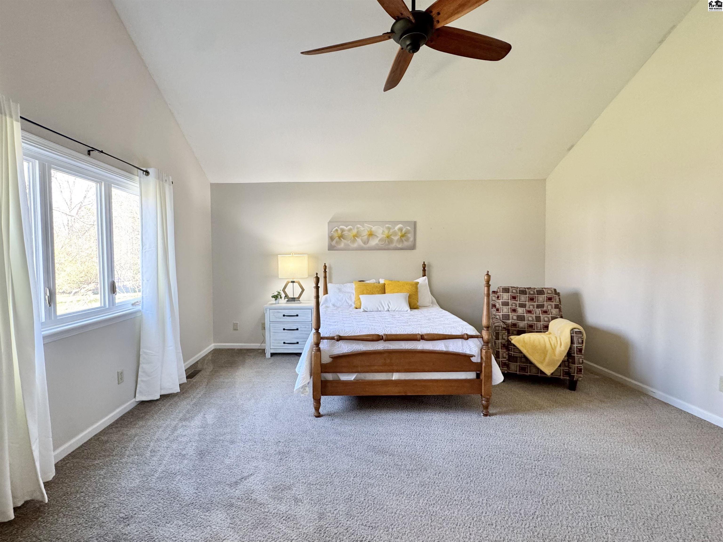 4010 Meadow Ridge Hutchinson KS 67502