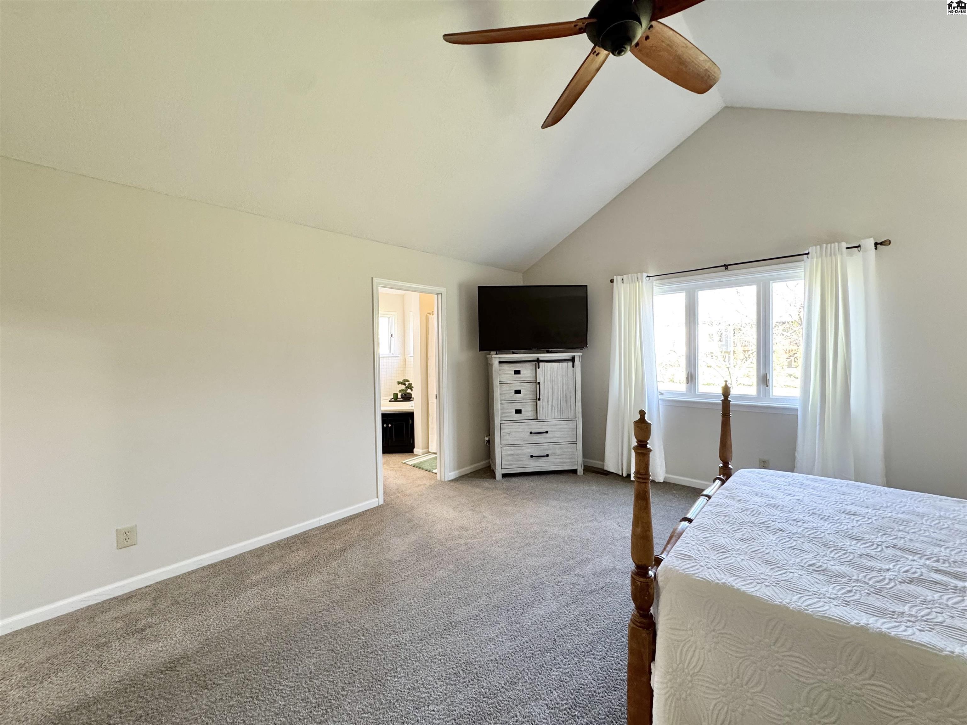 4010 Meadow Ridge Hutchinson KS 67502