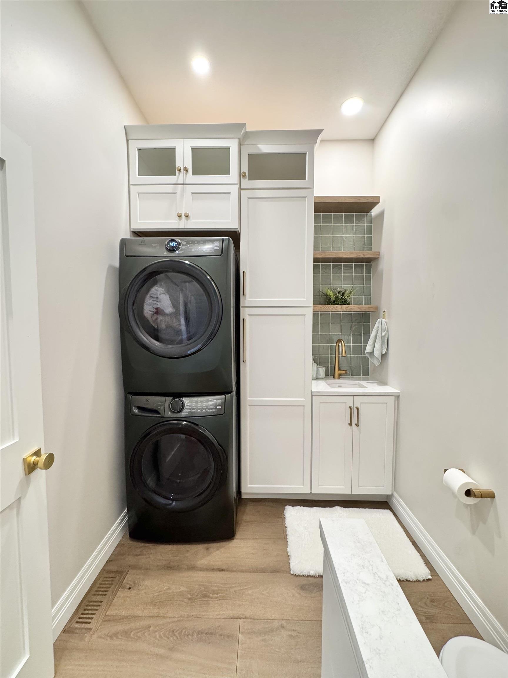 4010 Meadow Ridge Hutchinson KS 67502
