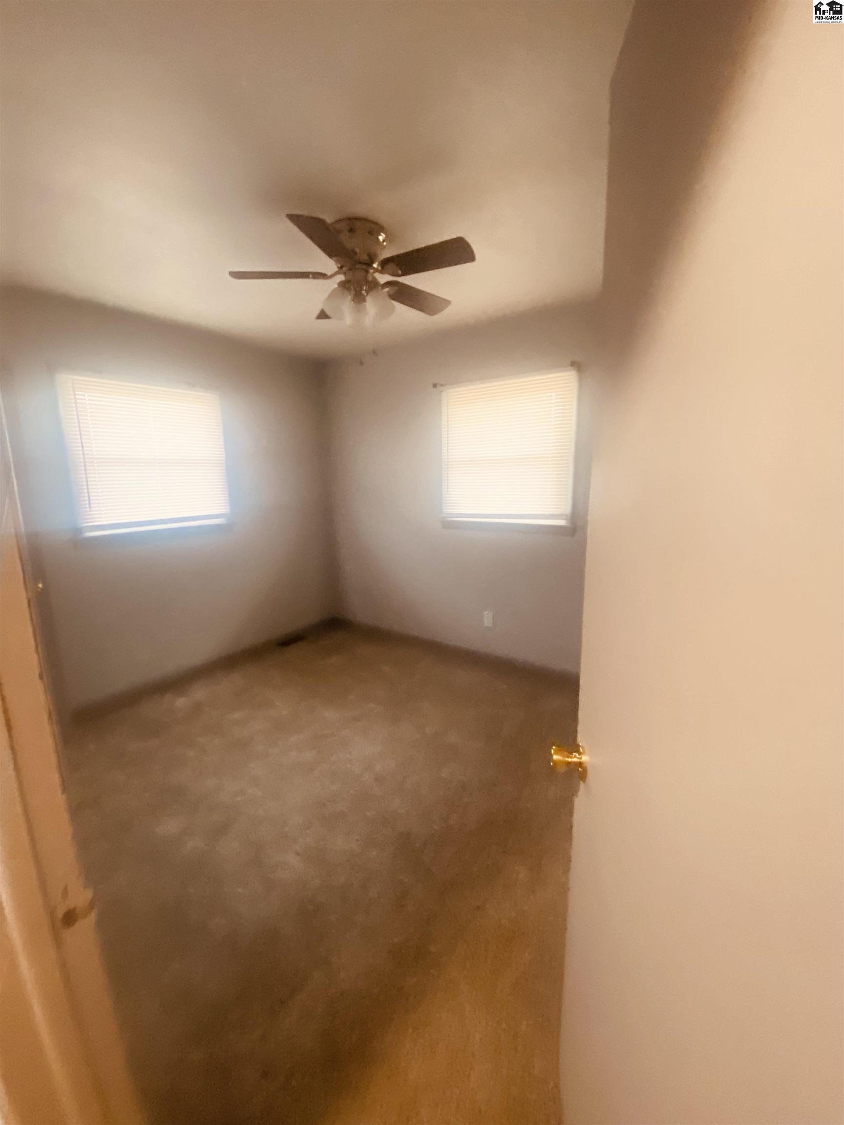 3124 N Stewart Street Hutchinson KS 67502