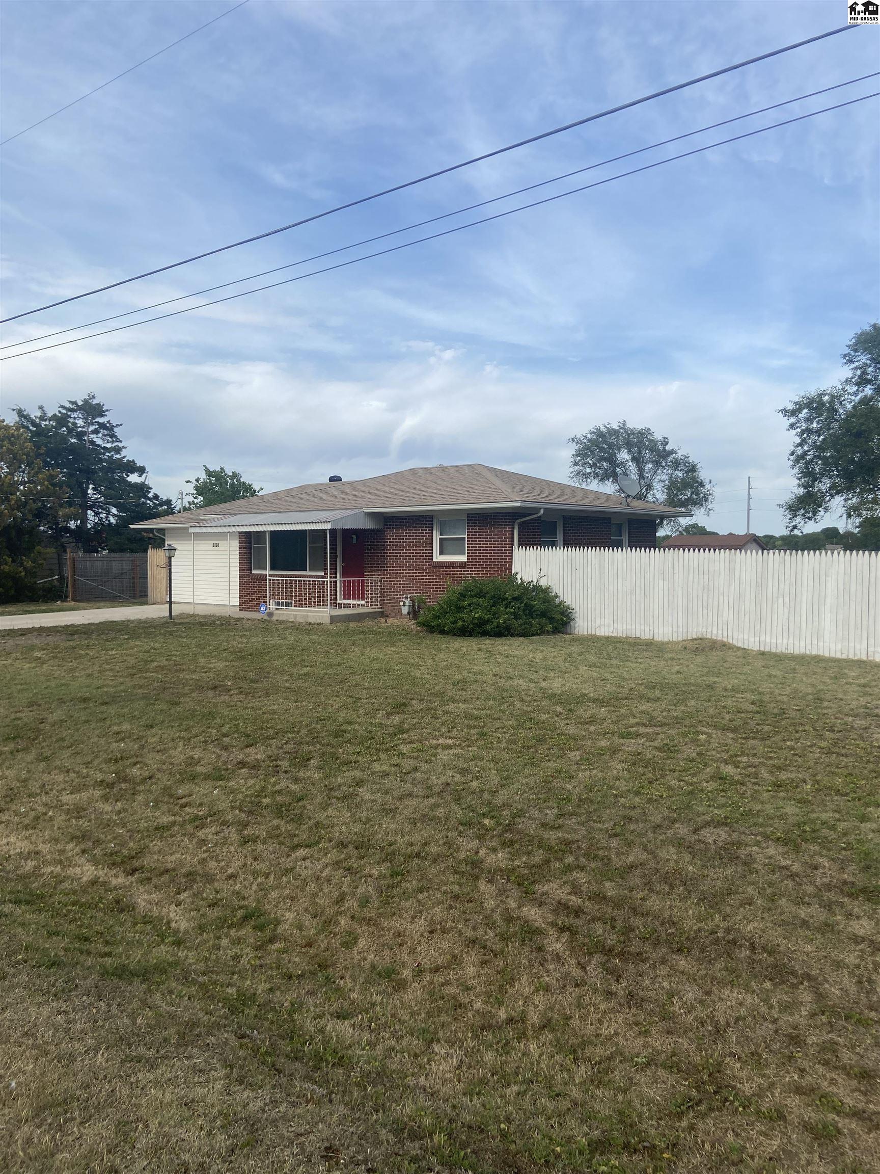 3124 N Stewart Street Hutchinson KS 67502