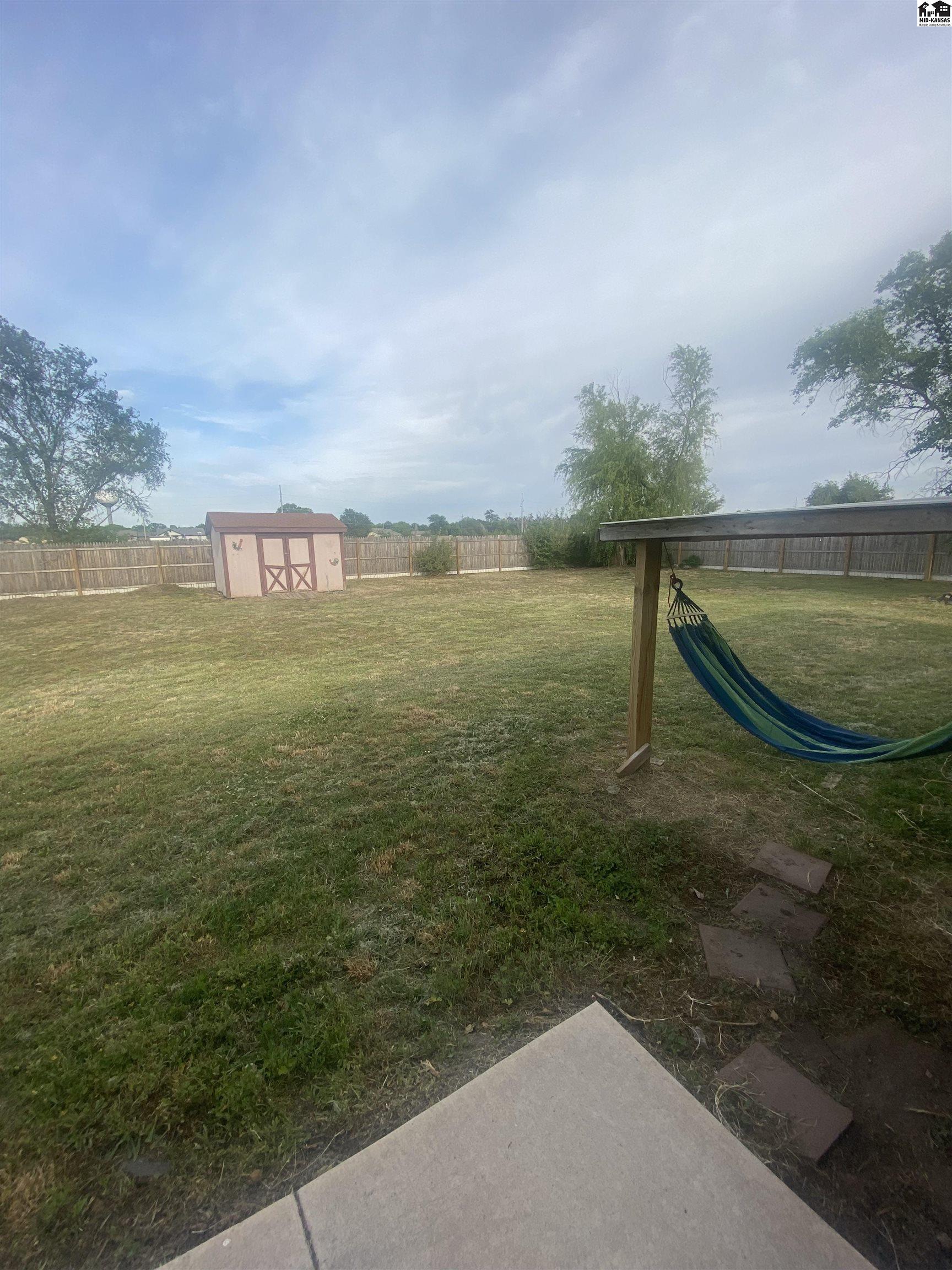 3124 N Stewart Street Hutchinson KS 67502