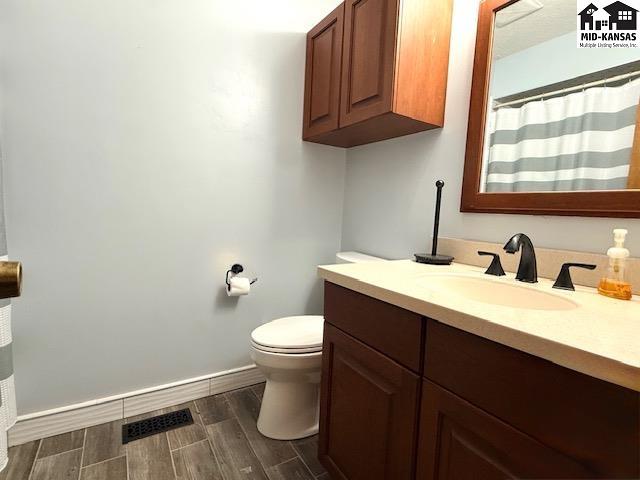 4108 Sherwood Drive Hutchinson KS 67502