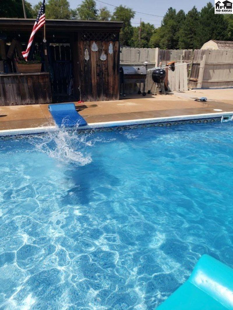 4108 Sherwood Drive Hutchinson KS 67502