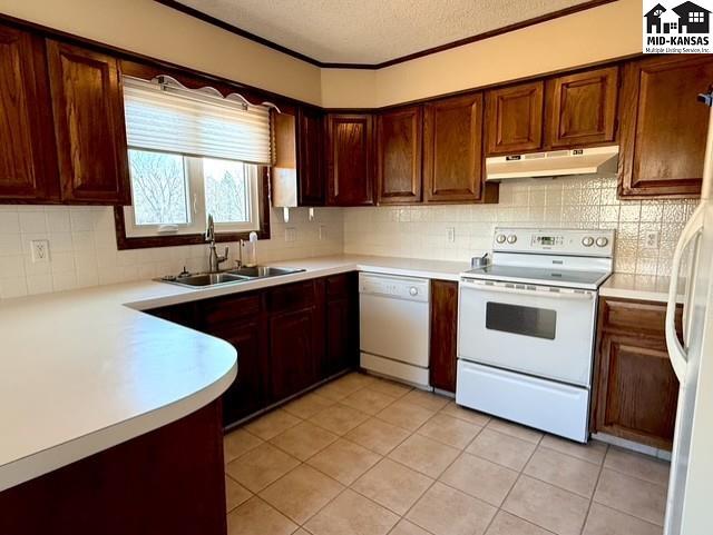 4108 Sherwood Drive Hutchinson KS 67502