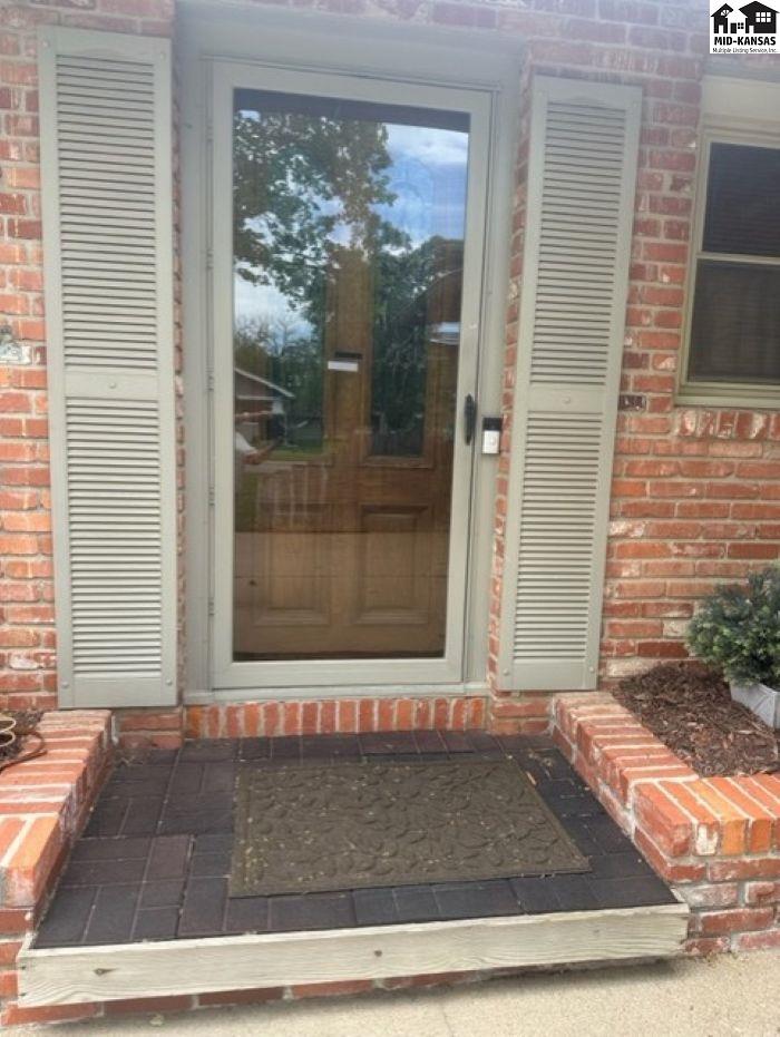 500 Rustic Road Hutchinson KS 67502