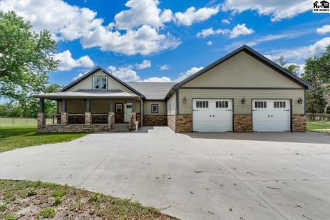 1006 E 69th Avenue Hutchinson KS 67502