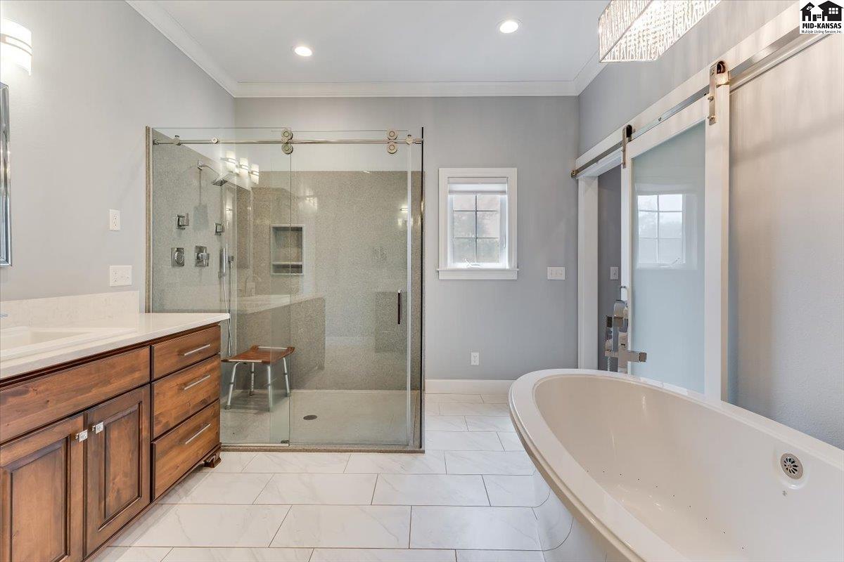 1006 E 69th Avenue Hutchinson KS 67502