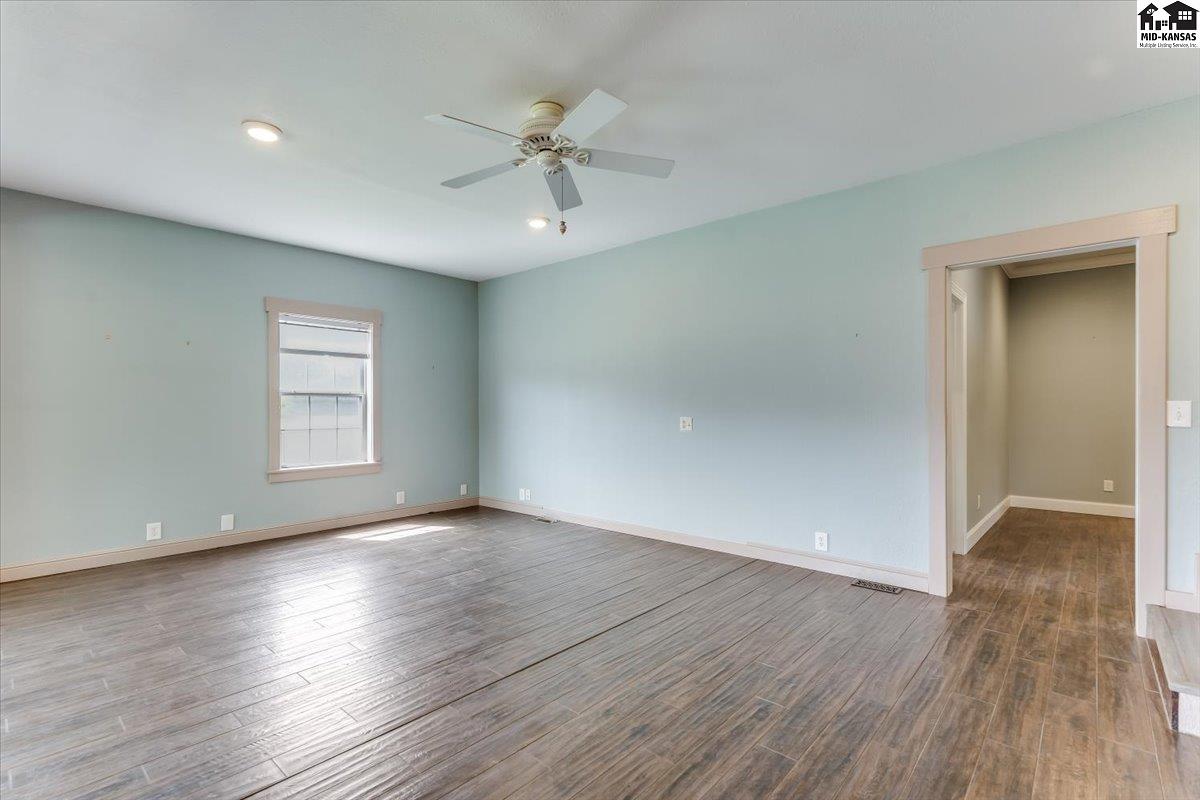 1006 E 69th Avenue Hutchinson KS 67502