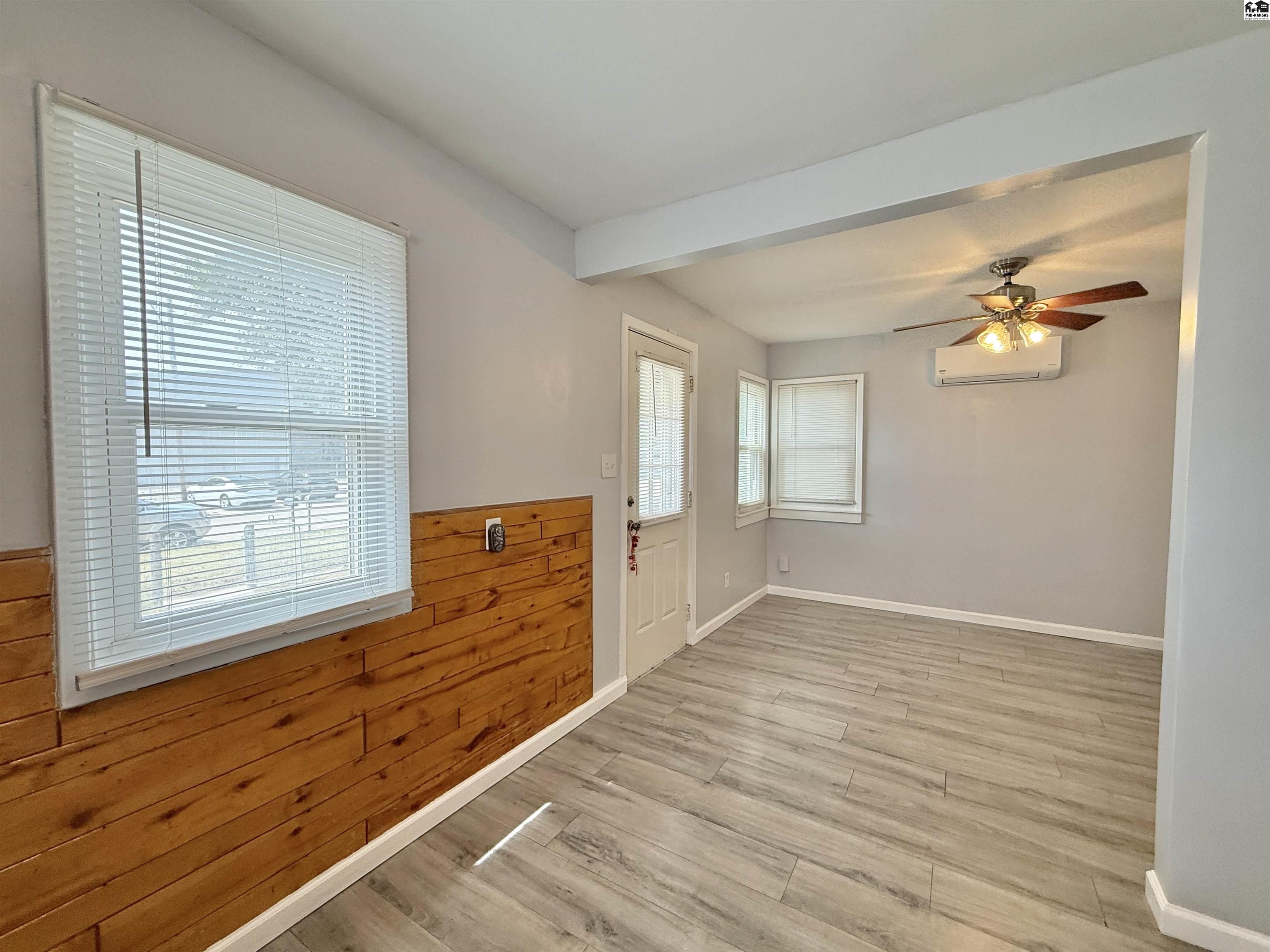 816 E 2nd Avenue Hutchinson KS 67501