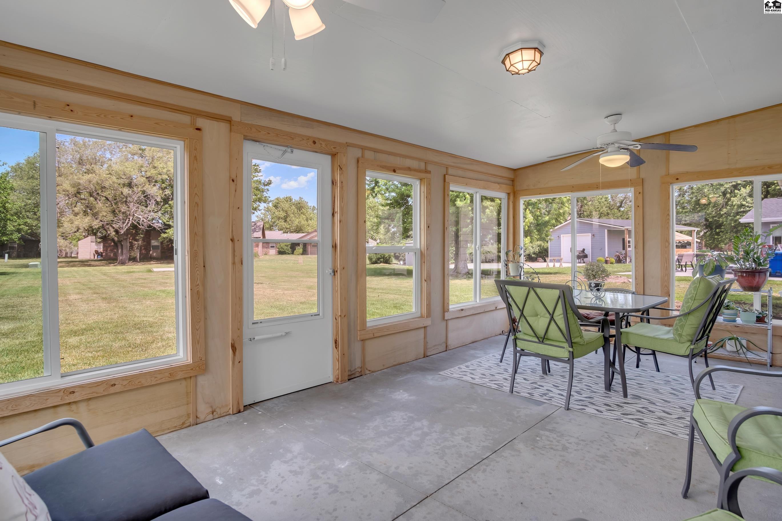 305 Oak Park Drive Mcpherson KS 67460