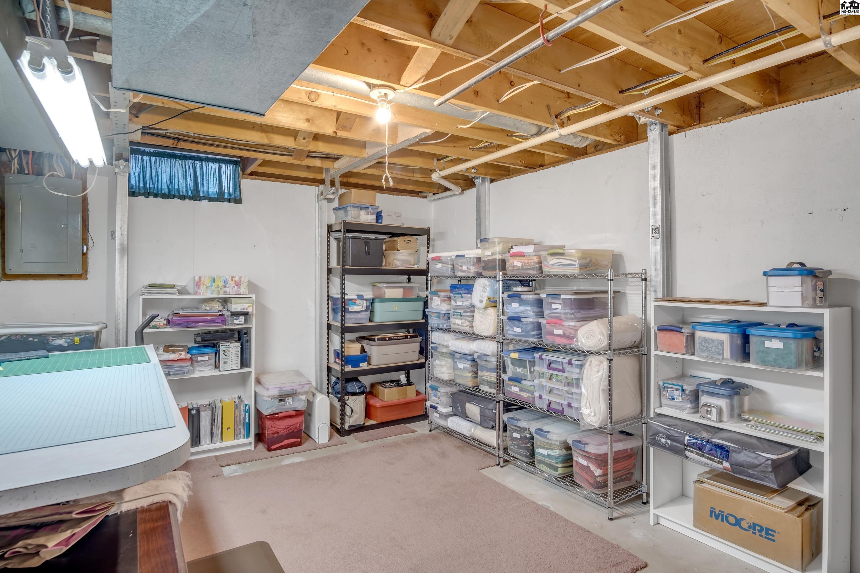305 Oak Park Drive Mcpherson KS 67460