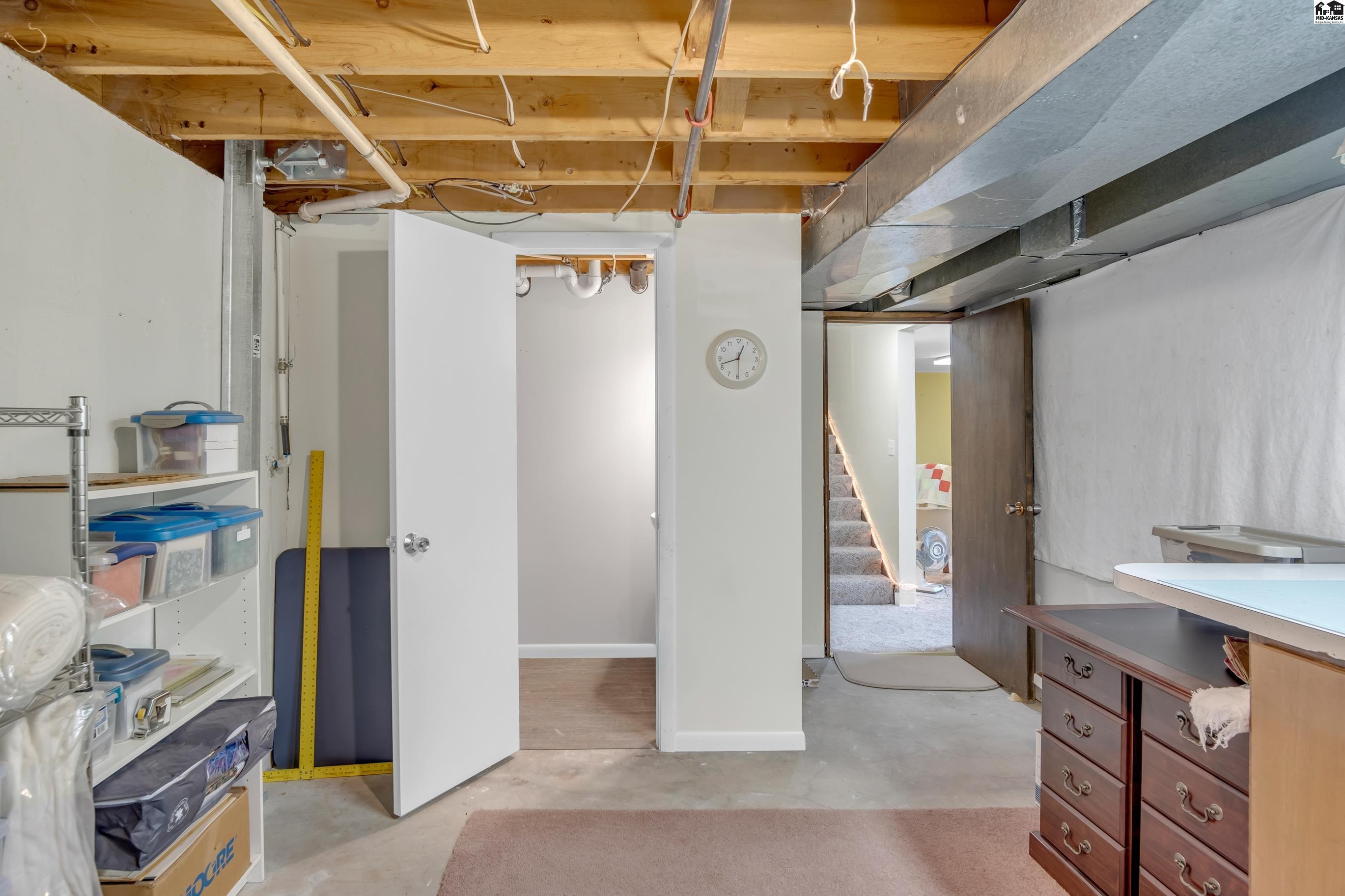 305 Oak Park Drive Mcpherson KS 67460