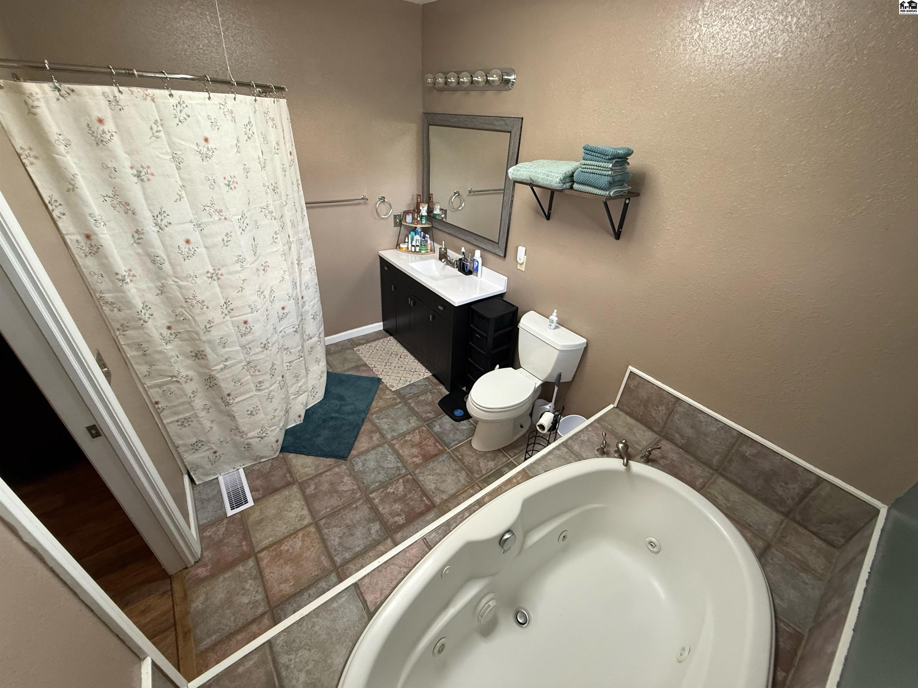 203 E E Blanchard South Hutchinson KS 67505
