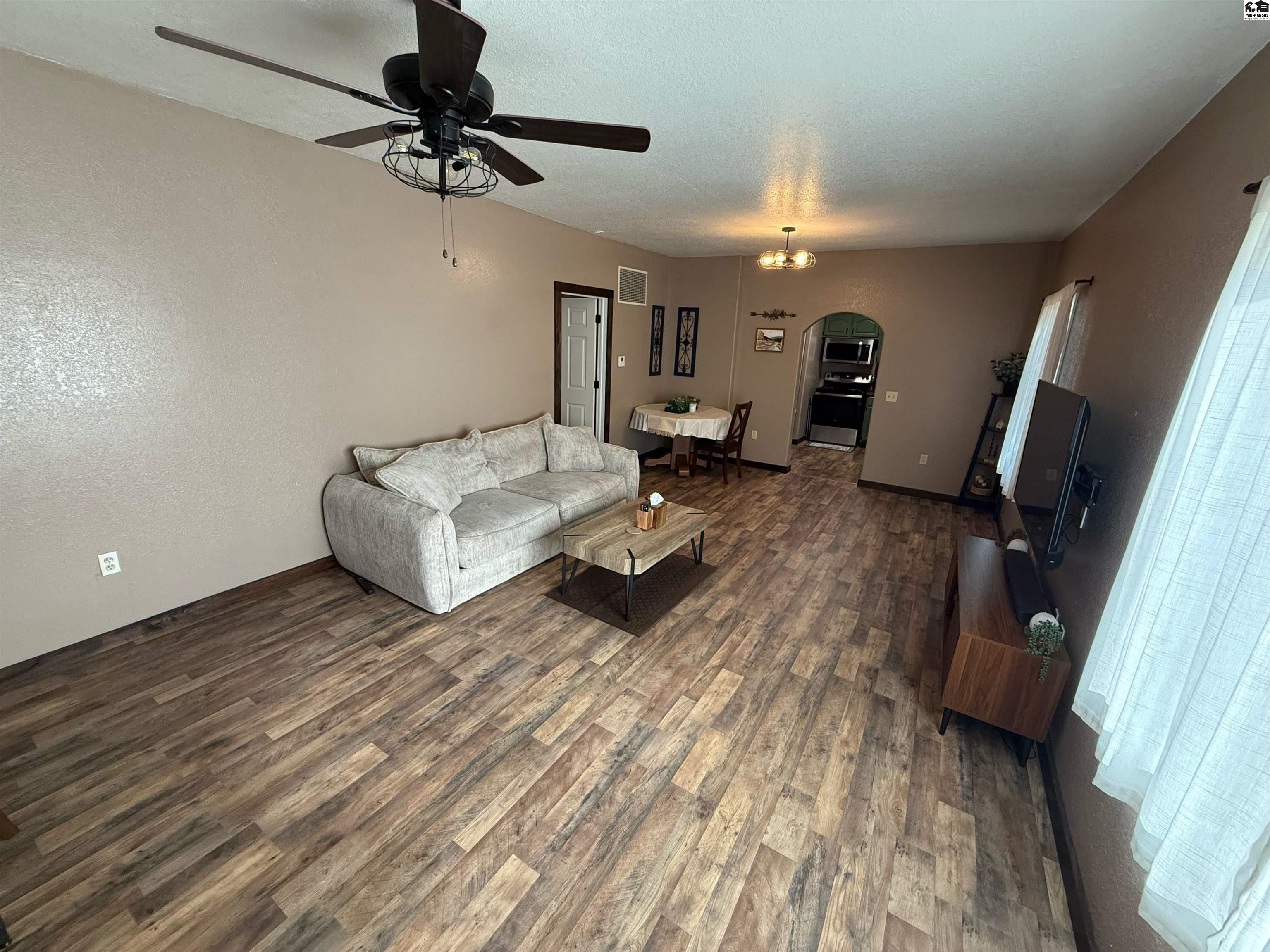 203 E E Blanchard South Hutchinson KS 67505