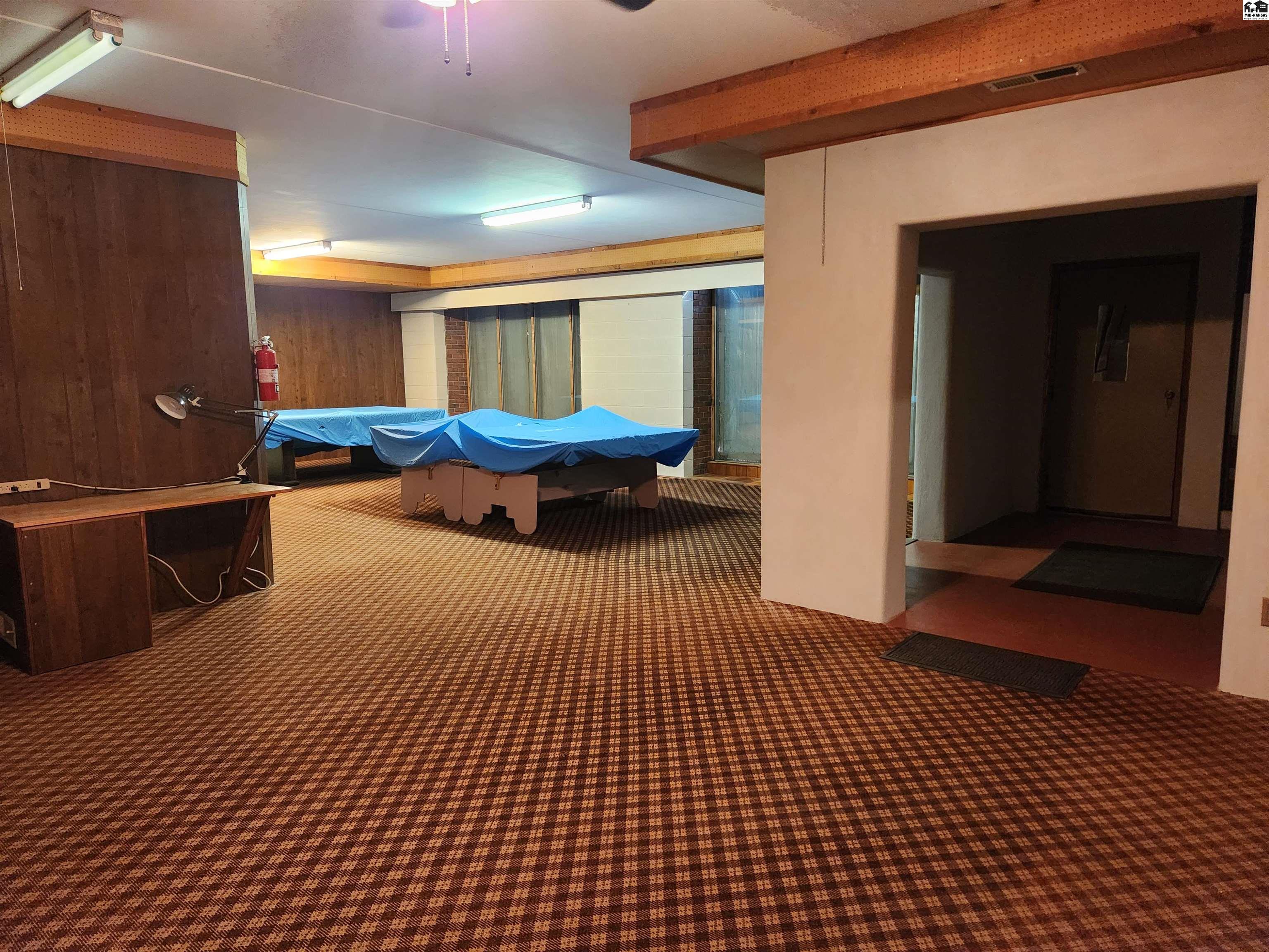 210 Cochise Trail Hutchinson KS 67502