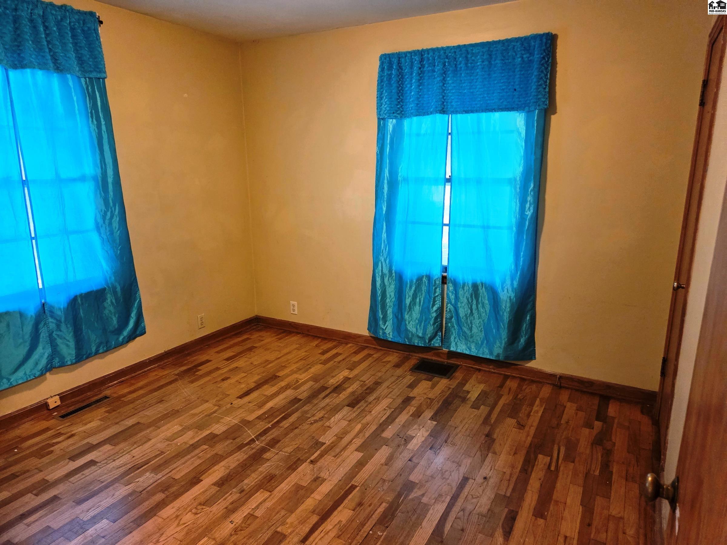 820 N Grandview Avenue Newton KS 67114