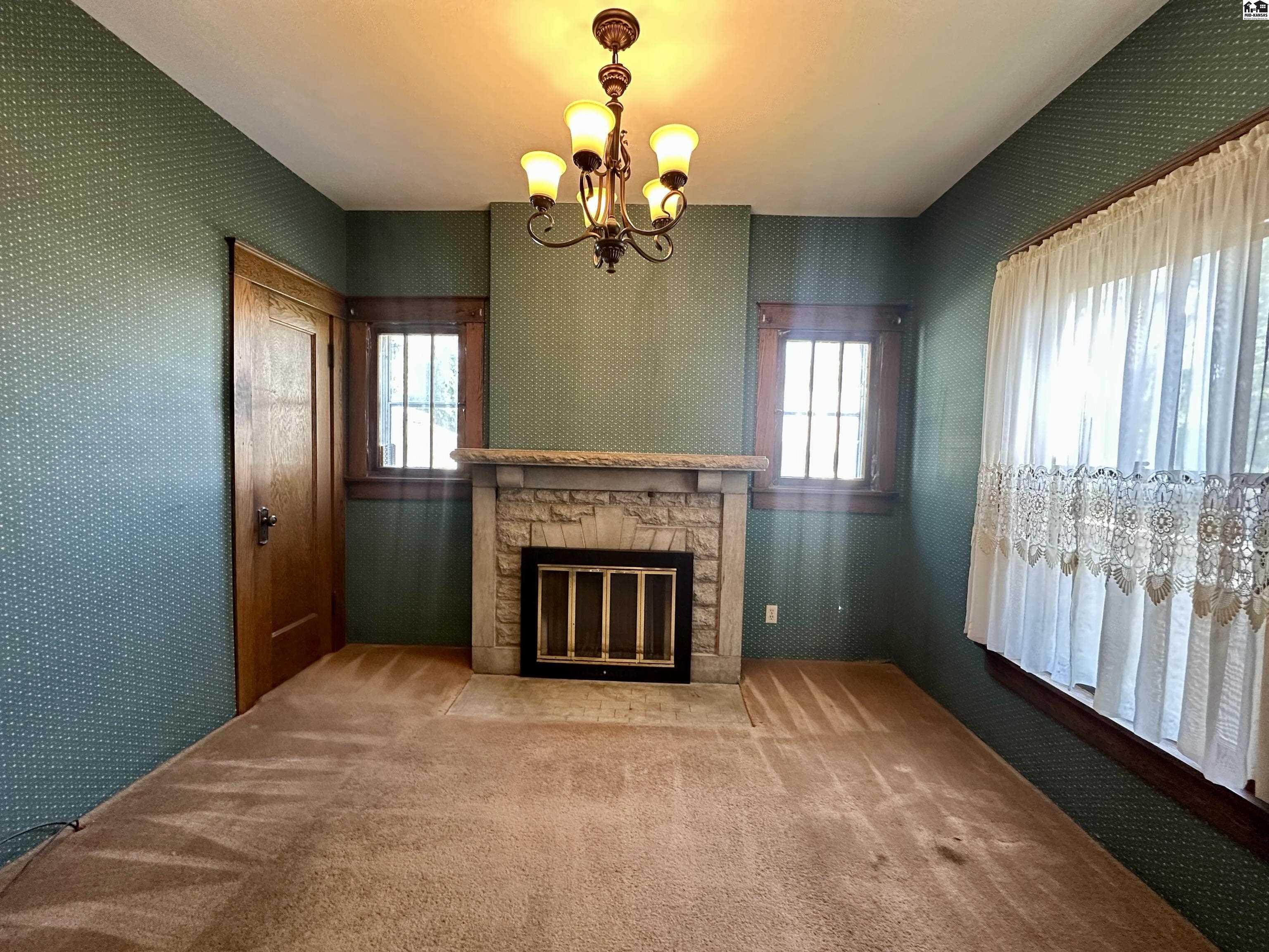 312 E 13th Avenue Hutchinson KS 67501