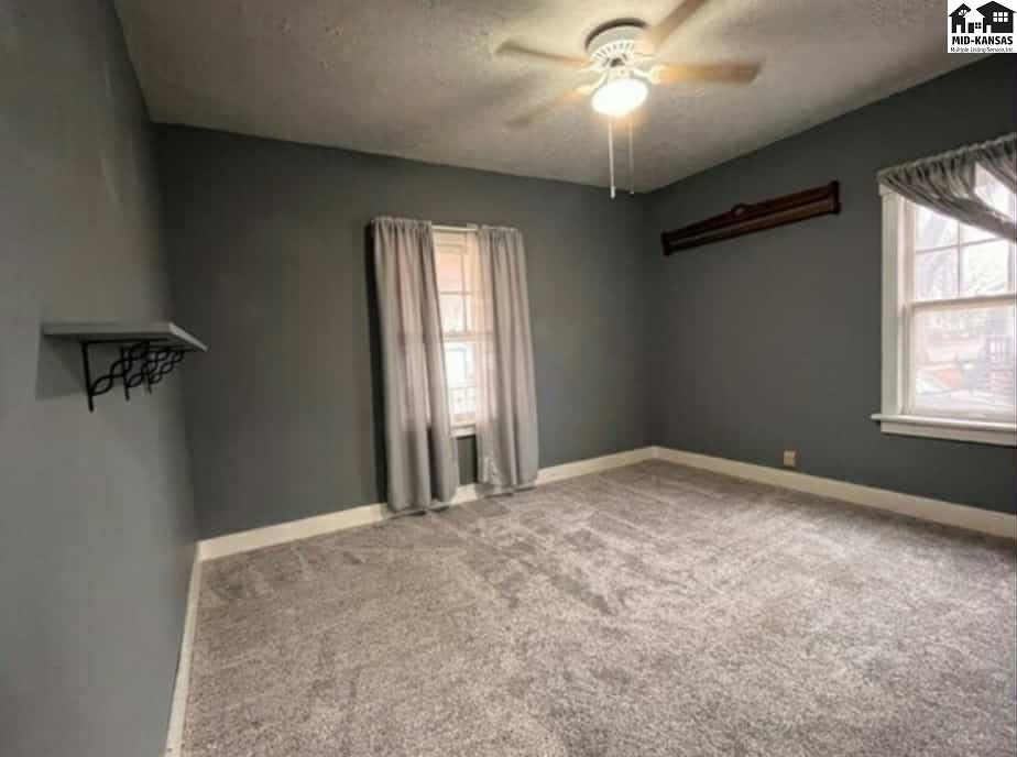 12 S Severance Street Hutchinson KS 67501