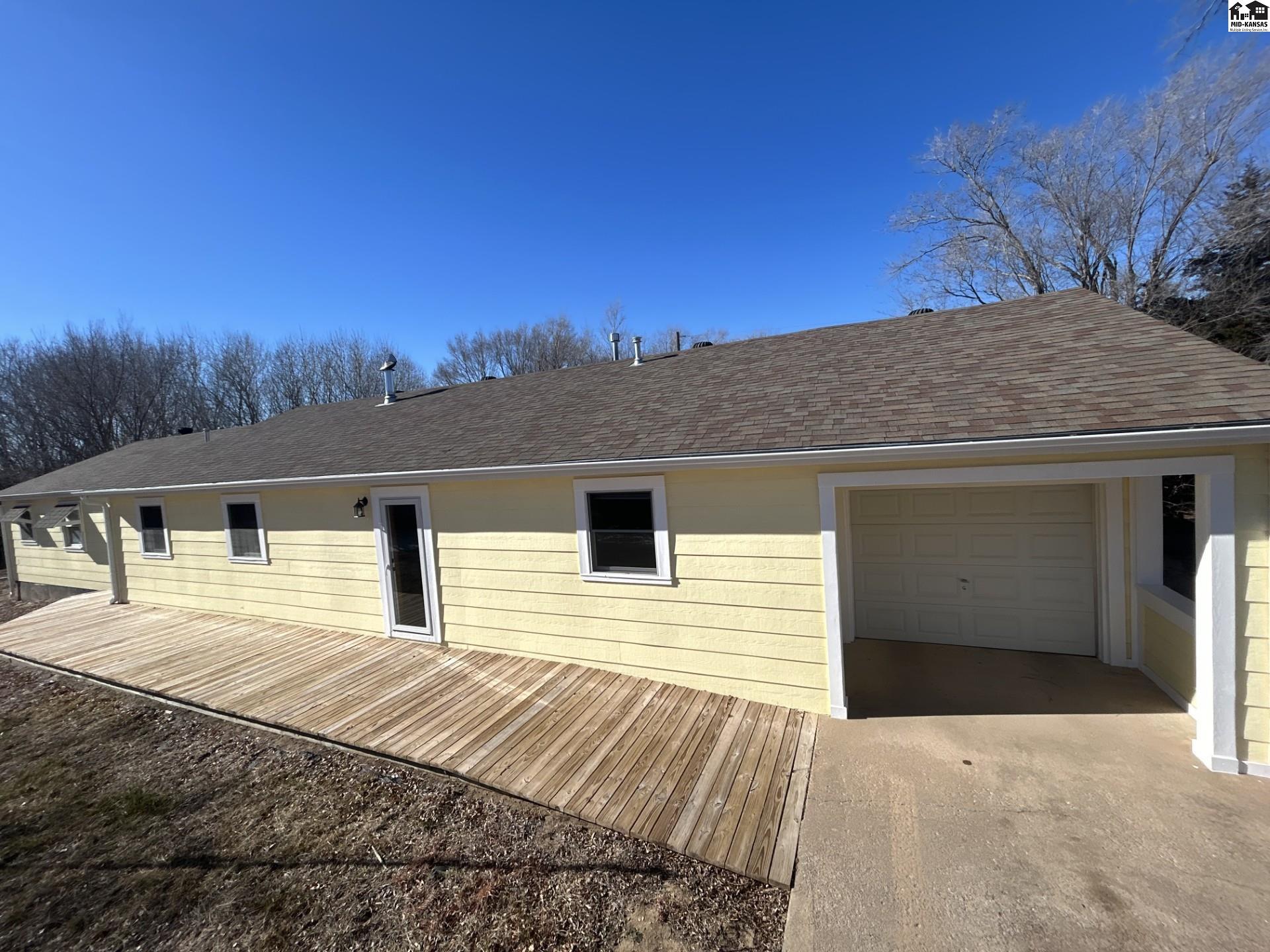 5517 E 17th Avenue Hutchinson KS 67501