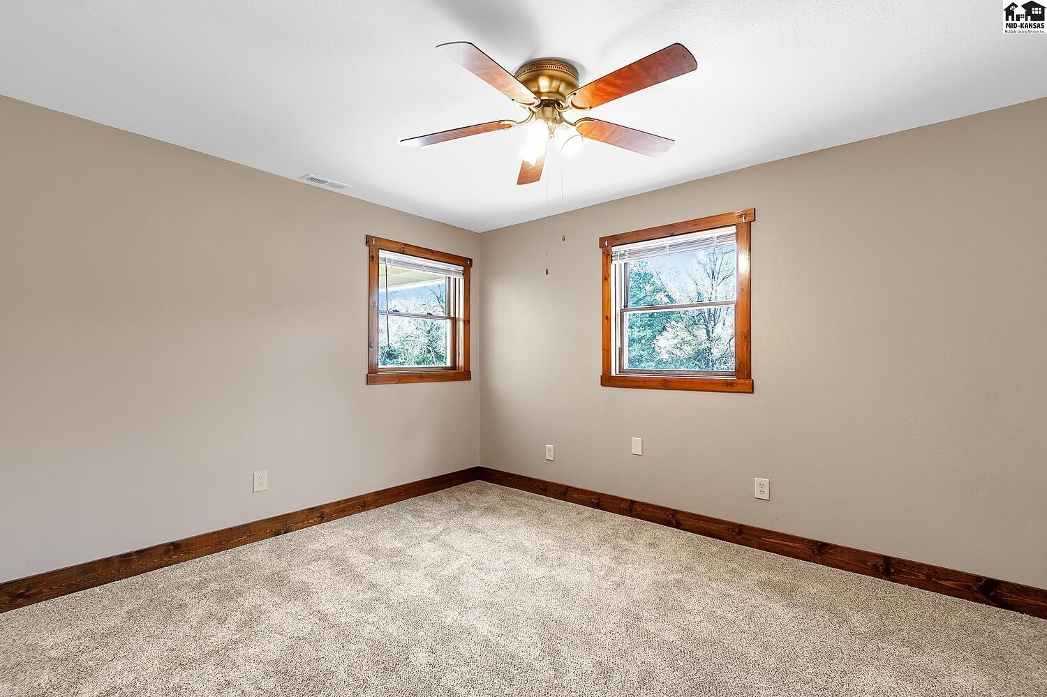 5517 E 17th Avenue Hutchinson KS 67501