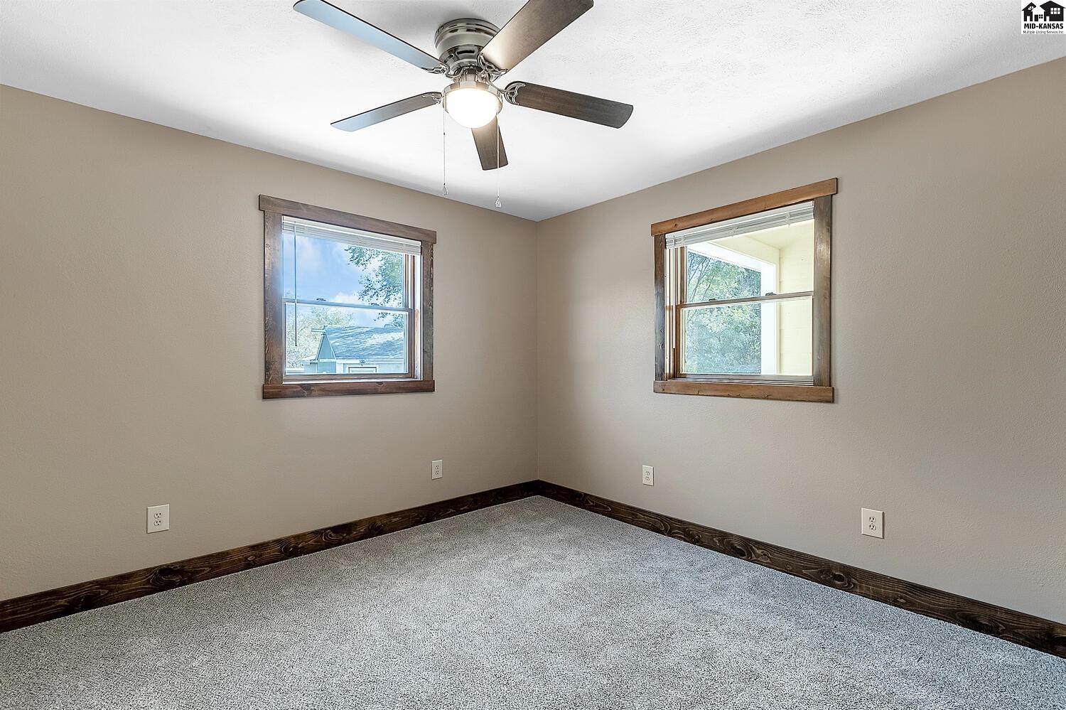 5517 E 17th Avenue Hutchinson KS 67501