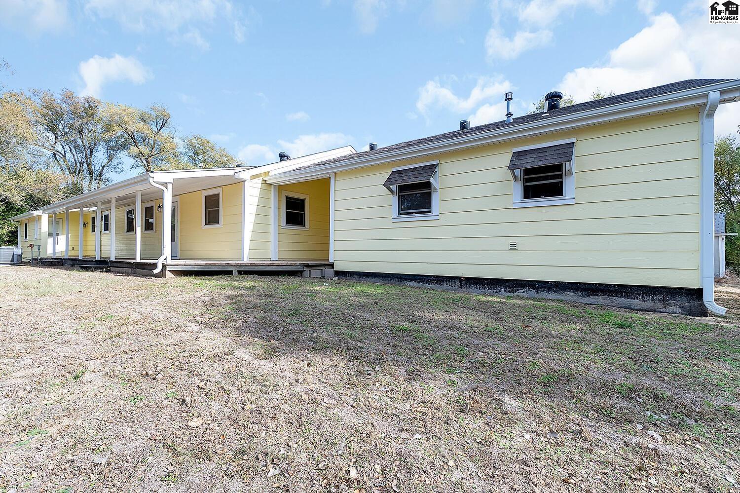 5517 E 17th Avenue Hutchinson KS 67501