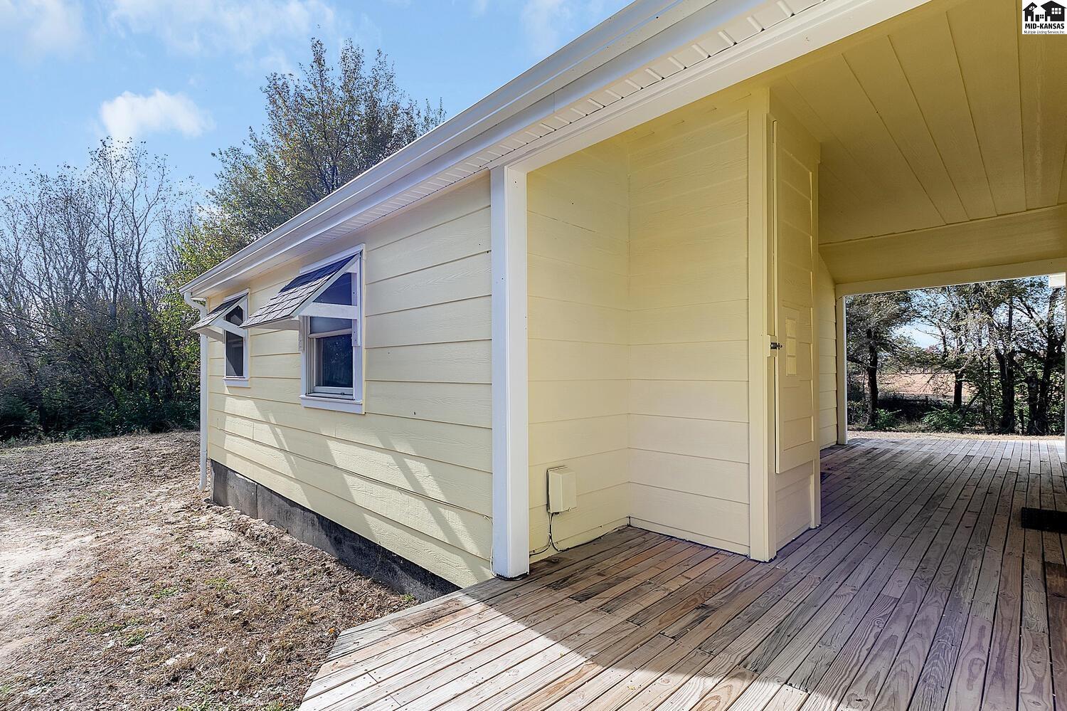 5517 E 17th Avenue Hutchinson KS 67501