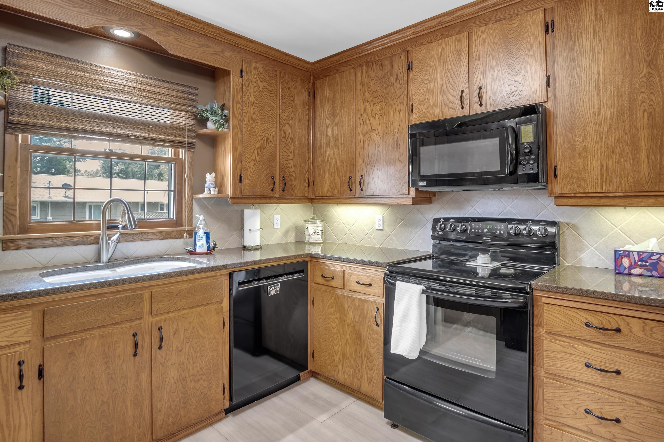 610 Sonora Drive Mcpherson KS 67460-9764